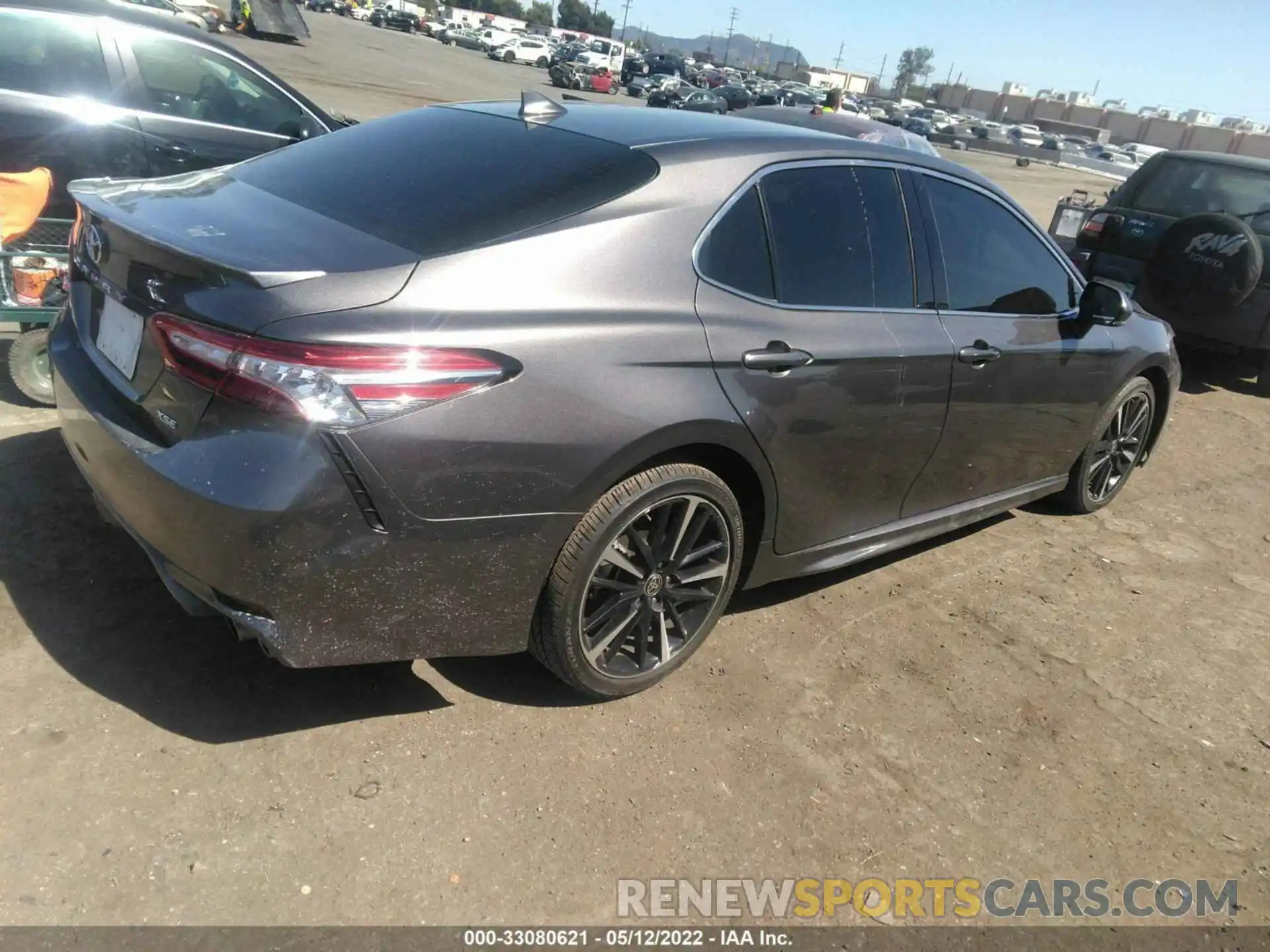 4 Photograph of a damaged car 4T1K61AK1LU974897 TOYOTA CAMRY 2020