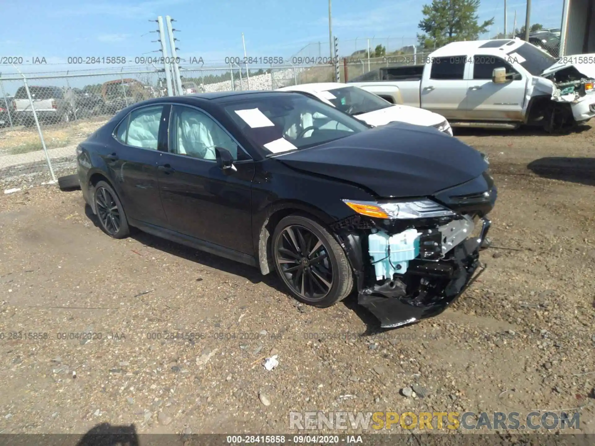 1 Photograph of a damaged car 4T1K61AK1LU978237 TOYOTA CAMRY 2020