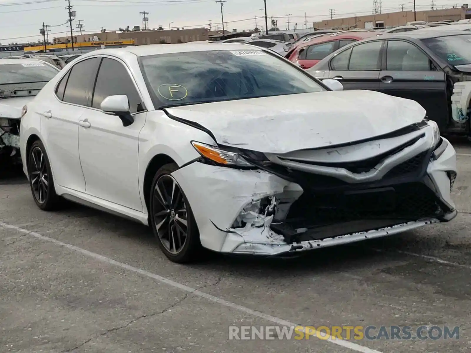 1 Photograph of a damaged car 4T1K61AK1LU984409 TOYOTA CAMRY 2020