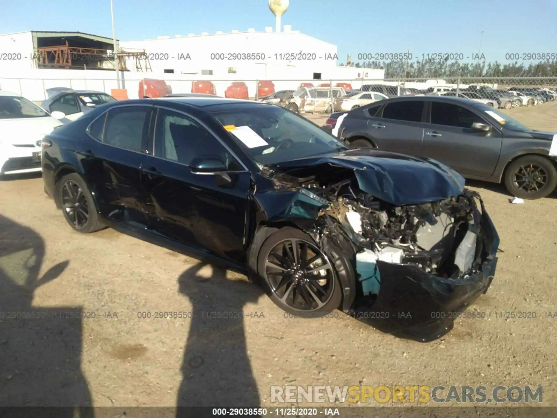 1 Photograph of a damaged car 4T1K61AK2LU304131 TOYOTA CAMRY 2020