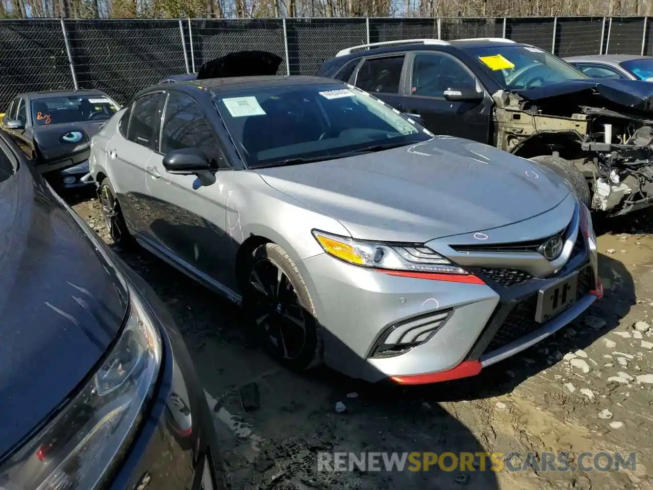 4 Photograph of a damaged car 4T1K61AK2LU304713 TOYOTA CAMRY 2020