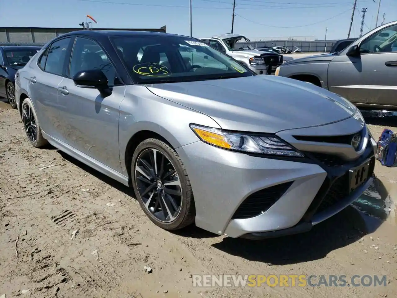 1 Photograph of a damaged car 4T1K61AK2LU311385 TOYOTA CAMRY 2020