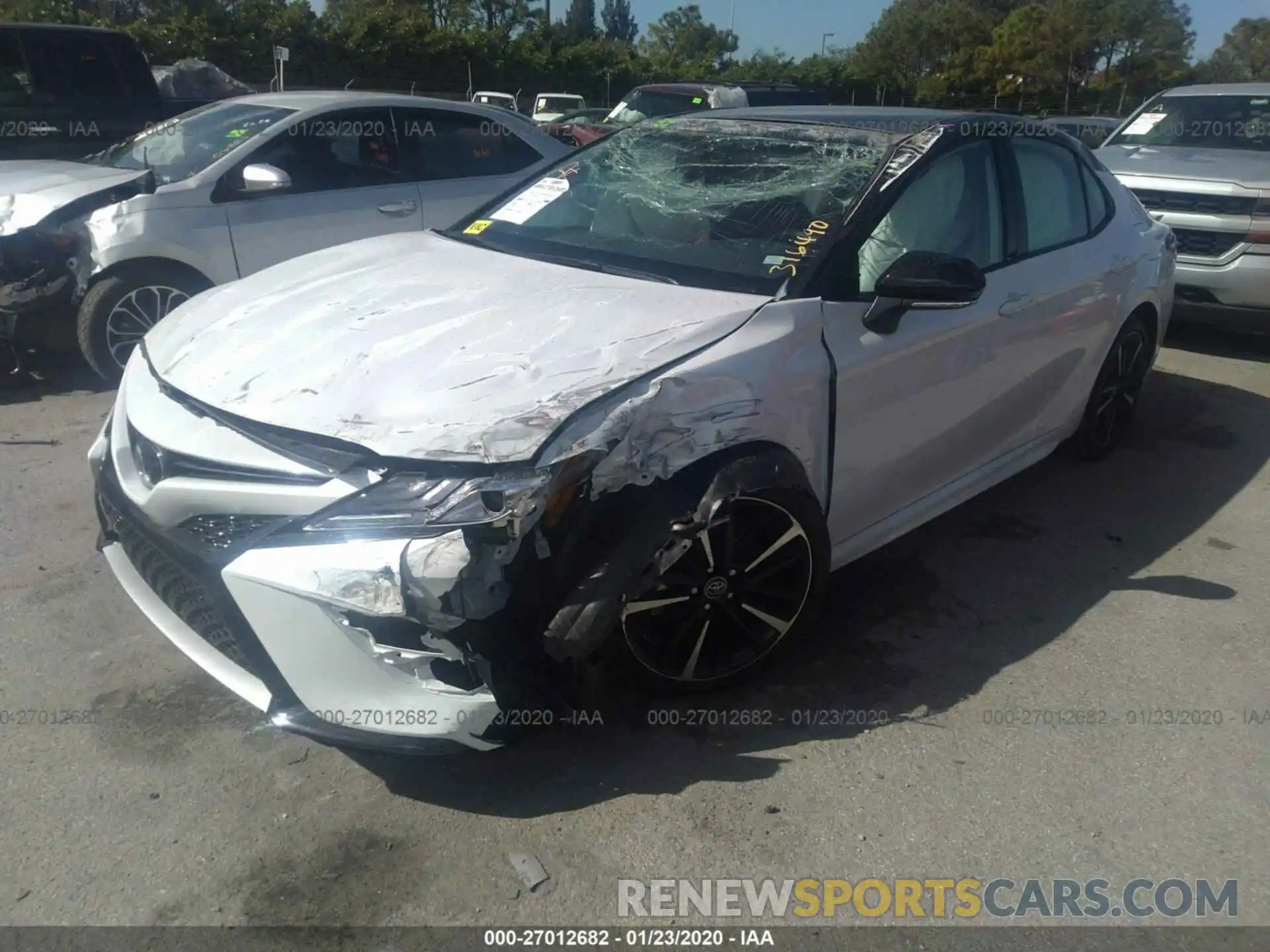 2 Photograph of a damaged car 4T1K61AK2LU316490 TOYOTA CAMRY 2020