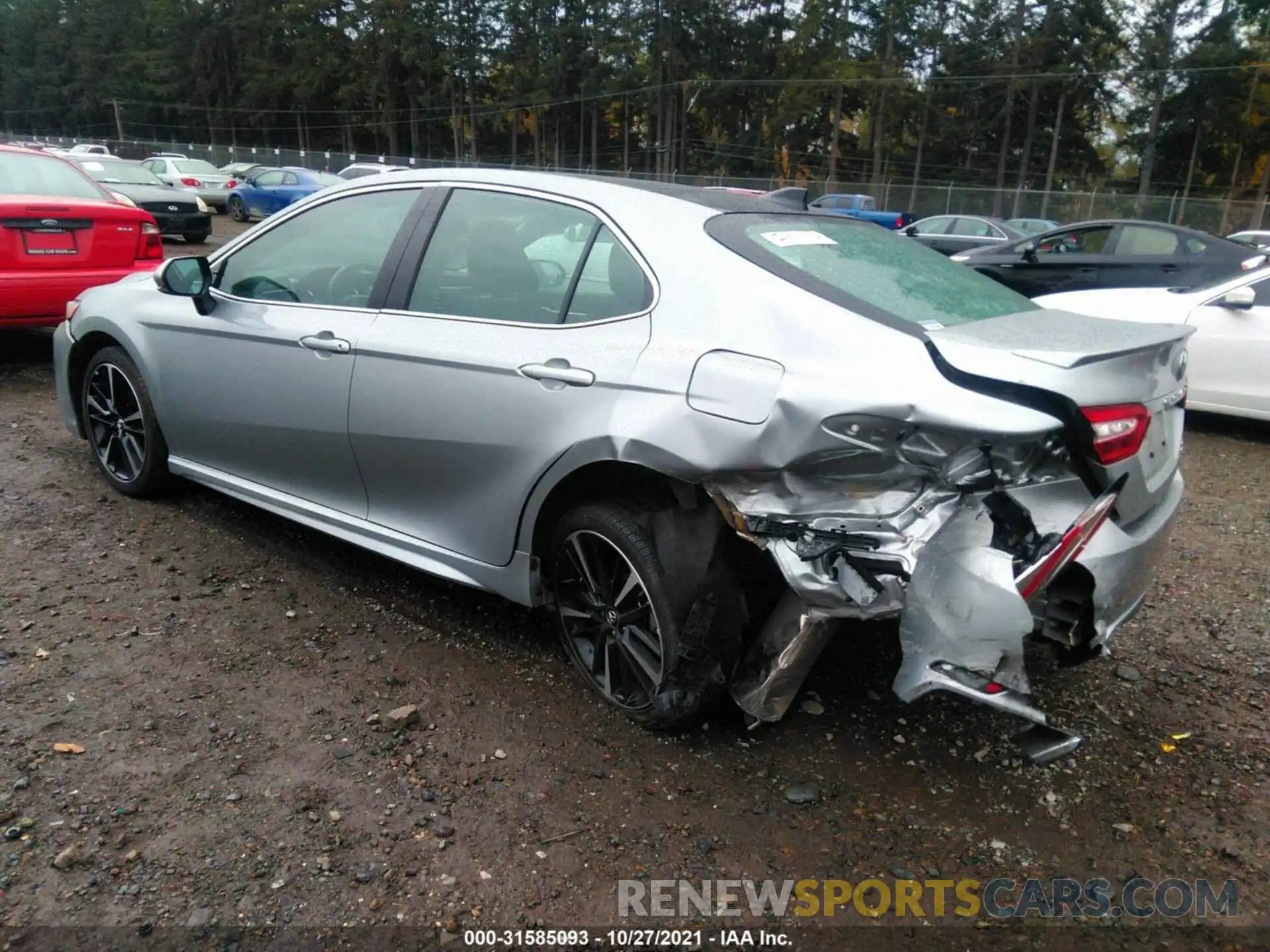 3 Photograph of a damaged car 4T1K61AK2LU330650 TOYOTA CAMRY 2020