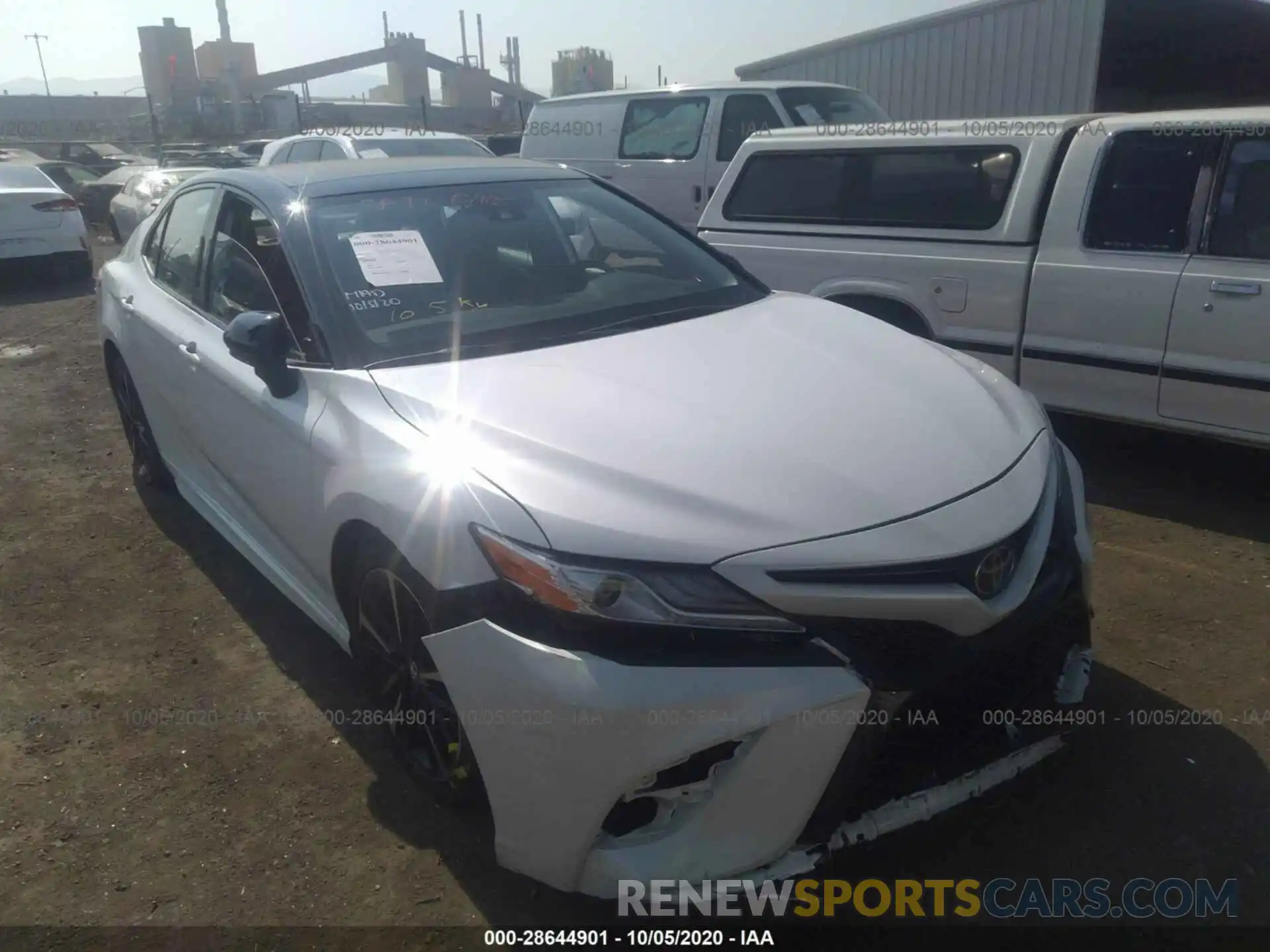 1 Photograph of a damaged car 4T1K61AK2LU342135 TOYOTA CAMRY 2020