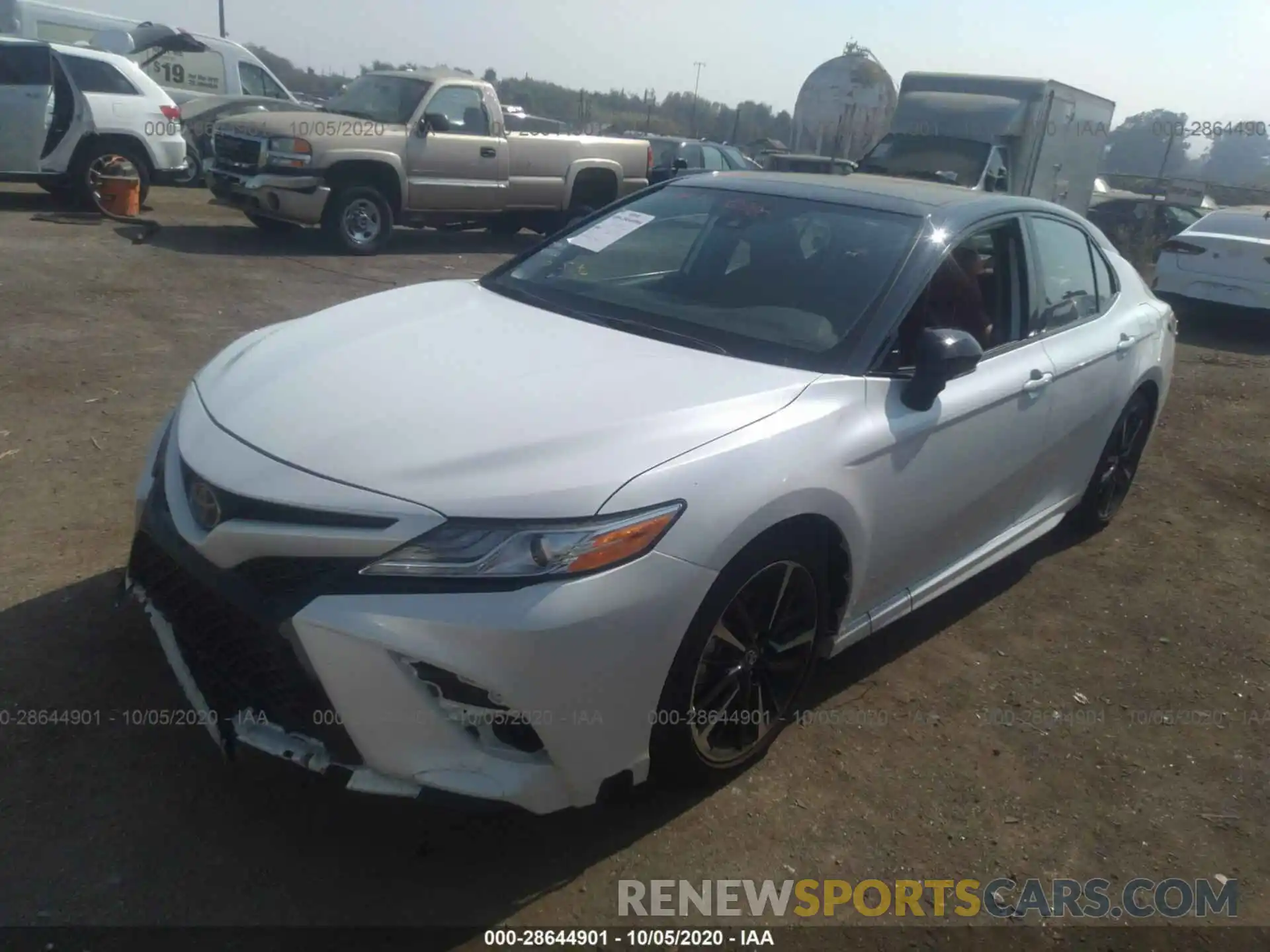 2 Photograph of a damaged car 4T1K61AK2LU342135 TOYOTA CAMRY 2020