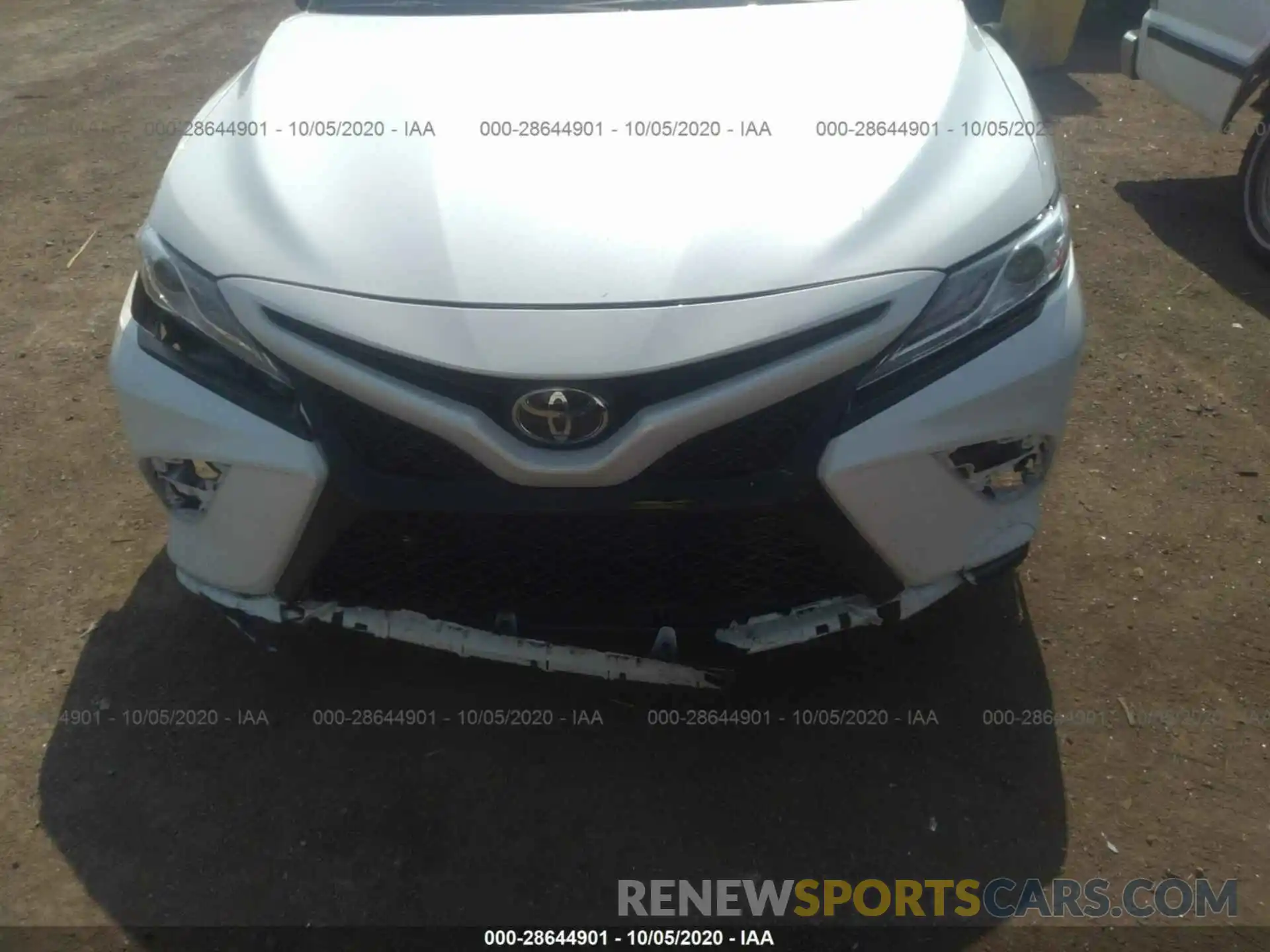 6 Photograph of a damaged car 4T1K61AK2LU342135 TOYOTA CAMRY 2020