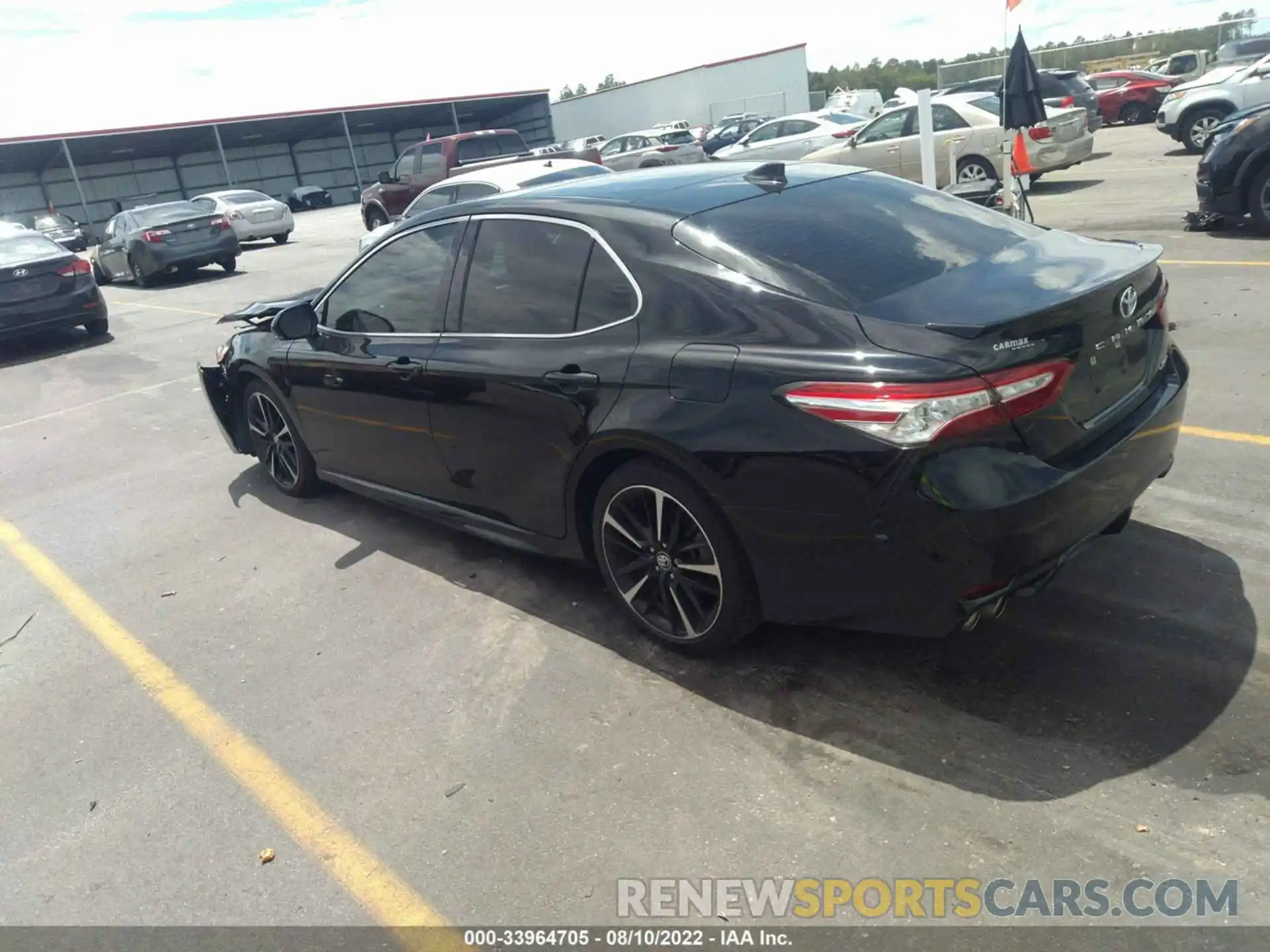 3 Photograph of a damaged car 4T1K61AK2LU353247 TOYOTA CAMRY 2020