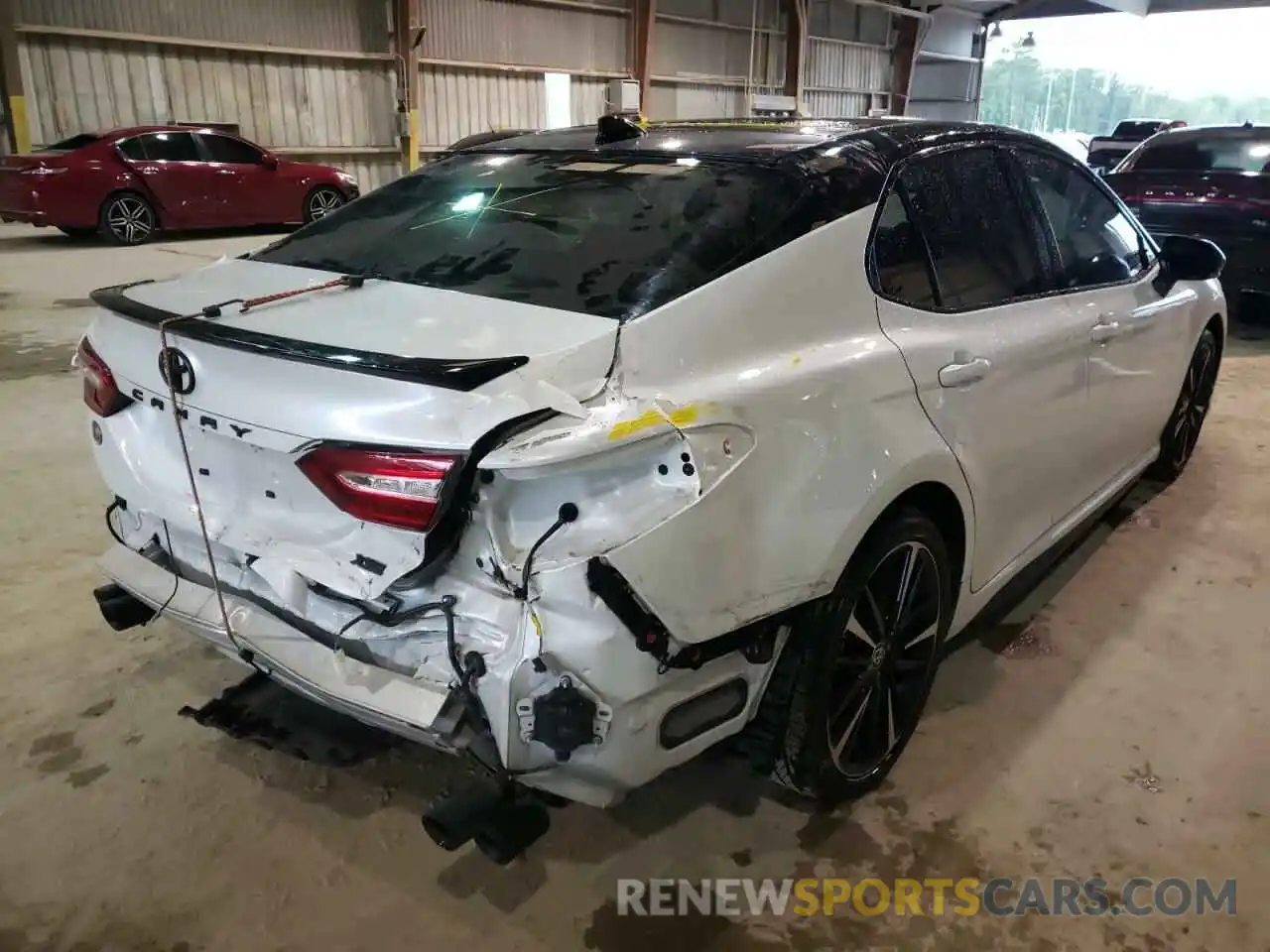 4 Photograph of a damaged car 4T1K61AK2LU360053 TOYOTA CAMRY 2020