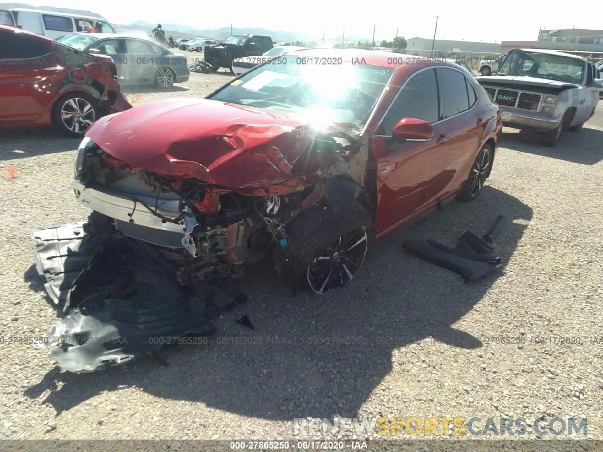 2 Photograph of a damaged car 4T1K61AK2LU360344 TOYOTA CAMRY 2020