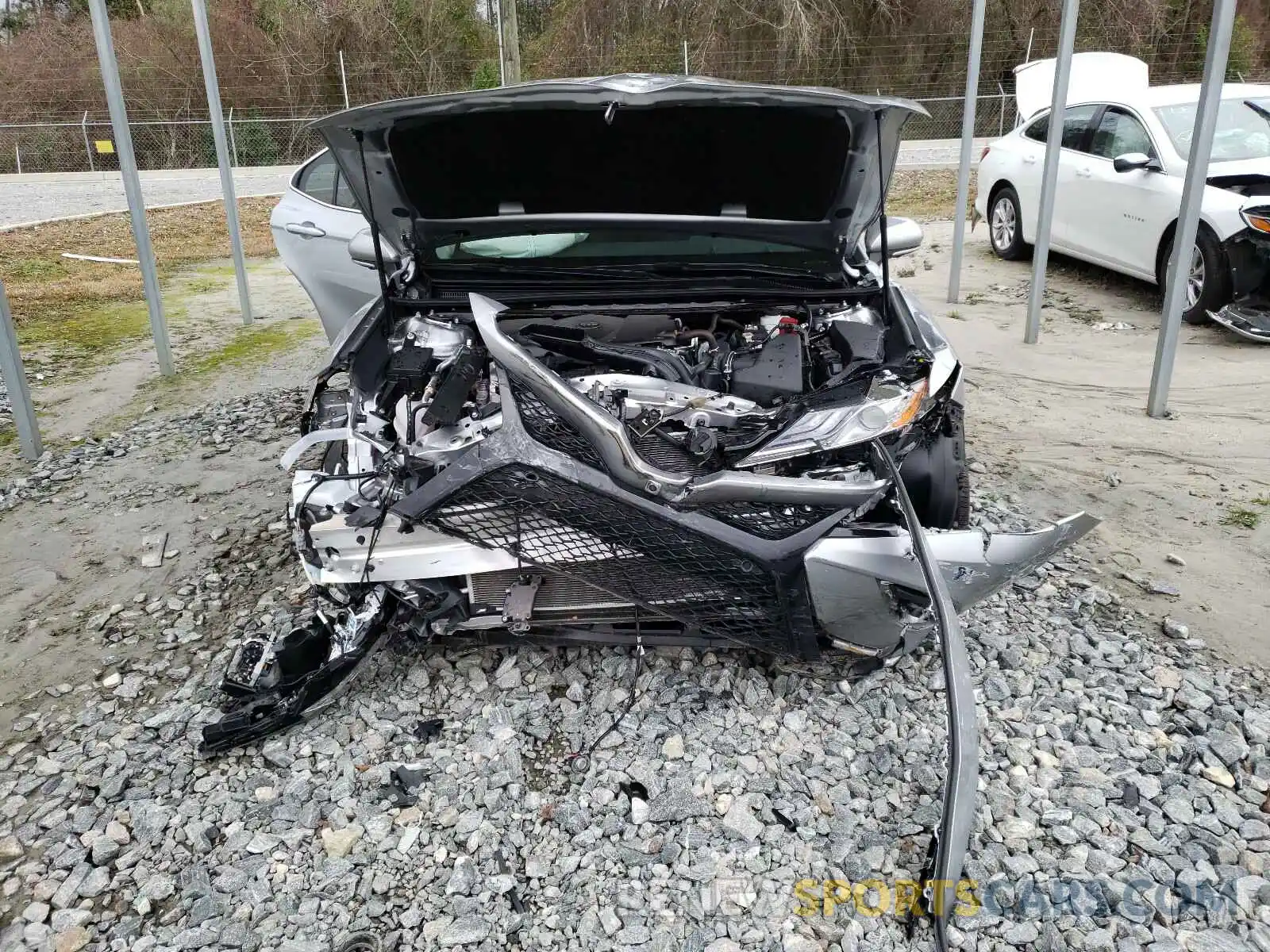 9 Photograph of a damaged car 4T1K61AK2LU362479 TOYOTA CAMRY 2020