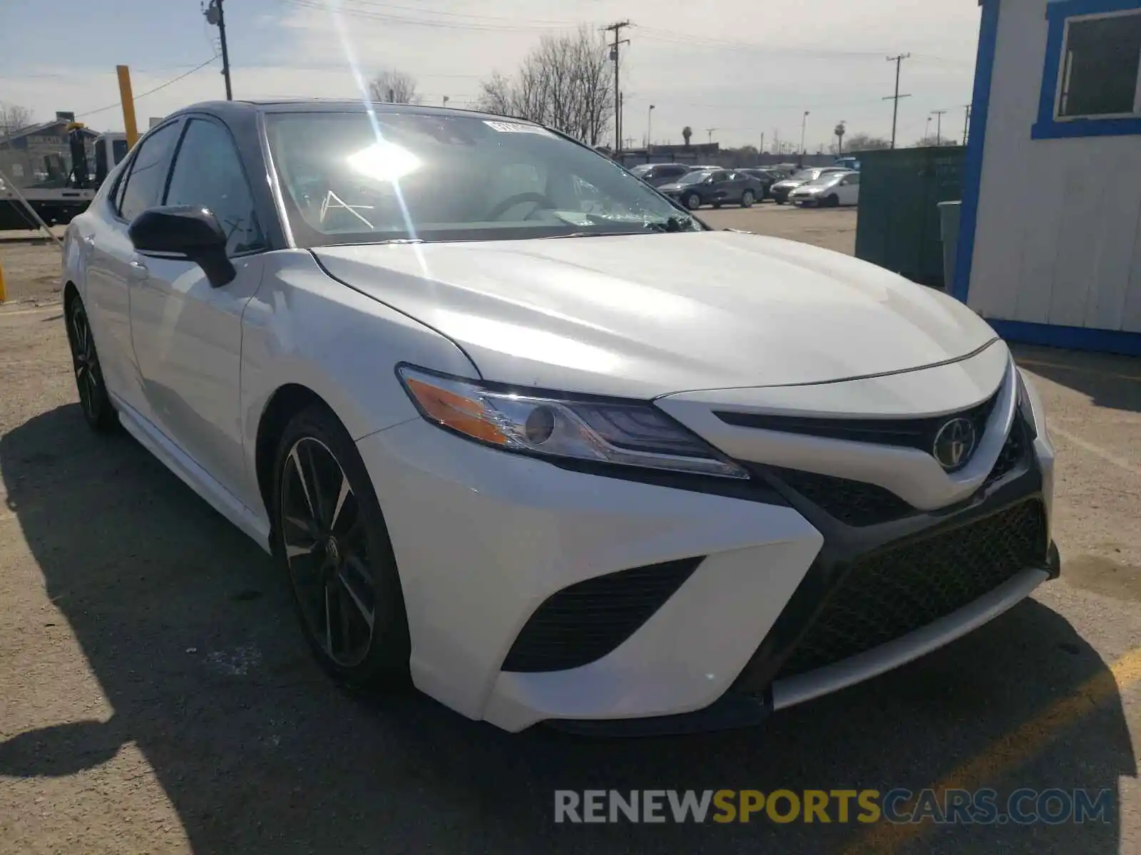 1 Photograph of a damaged car 4T1K61AK2LU374552 TOYOTA CAMRY 2020