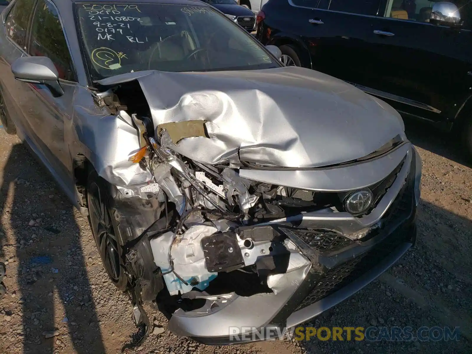 9 Photograph of a damaged car 4T1K61AK2LU500179 TOYOTA CAMRY 2020