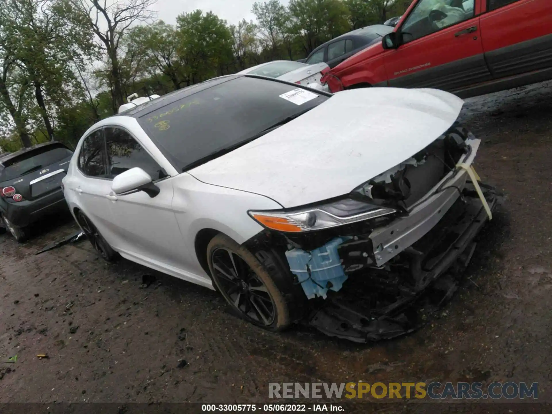 1 Photograph of a damaged car 4T1K61AK2LU507357 TOYOTA CAMRY 2020