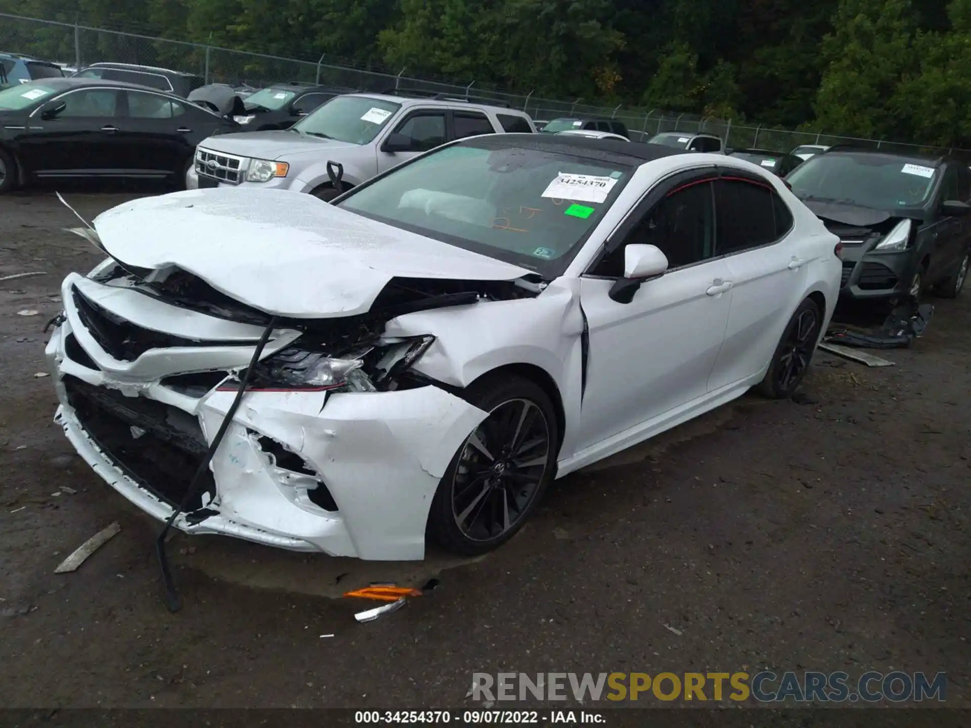 2 Photograph of a damaged car 4T1K61AK2LU903305 TOYOTA CAMRY 2020