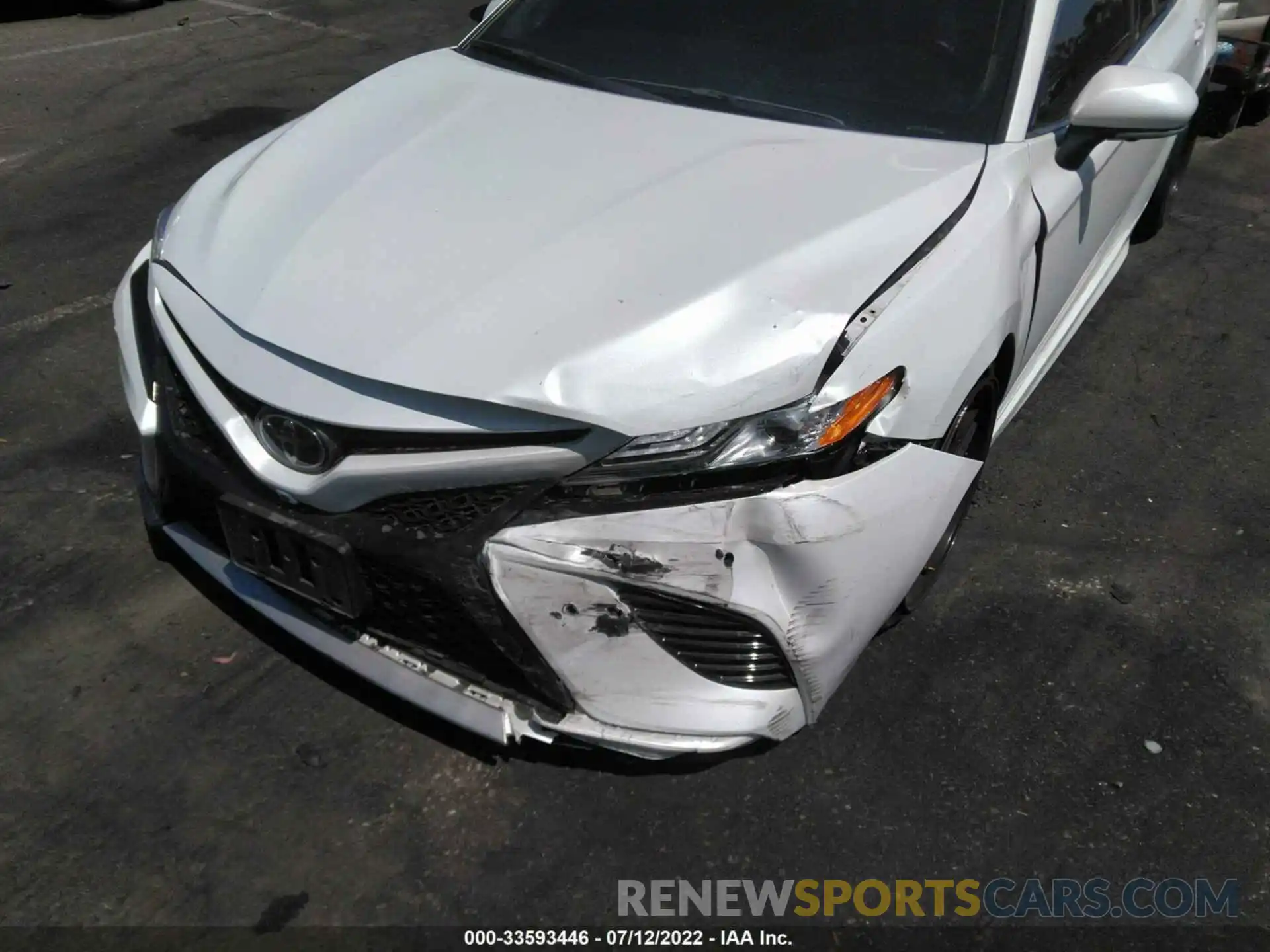 6 Photograph of a damaged car 4T1K61AK2LU936708 TOYOTA CAMRY 2020