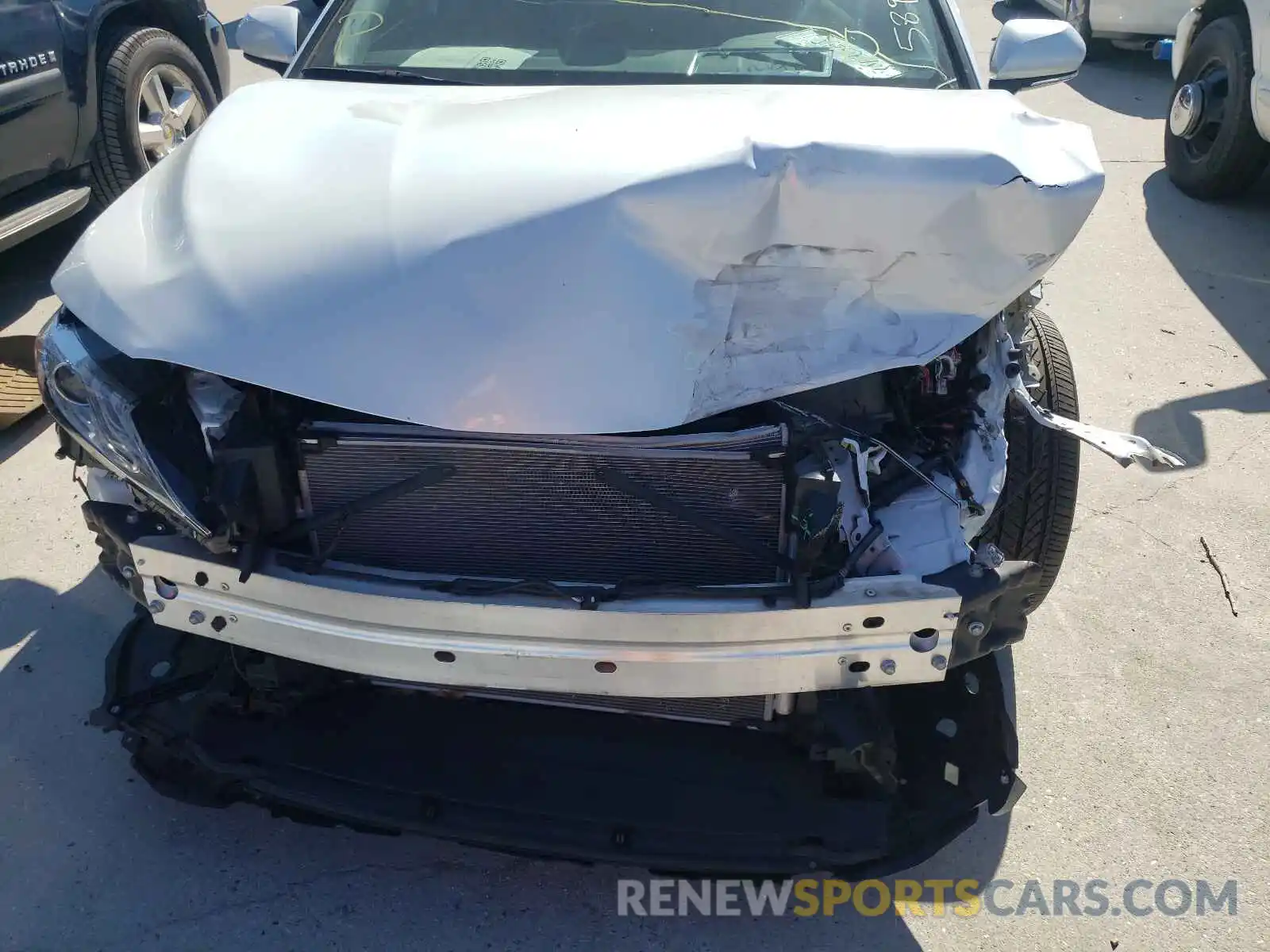 9 Photograph of a damaged car 4T1K61AK2LU944971 TOYOTA CAMRY 2020