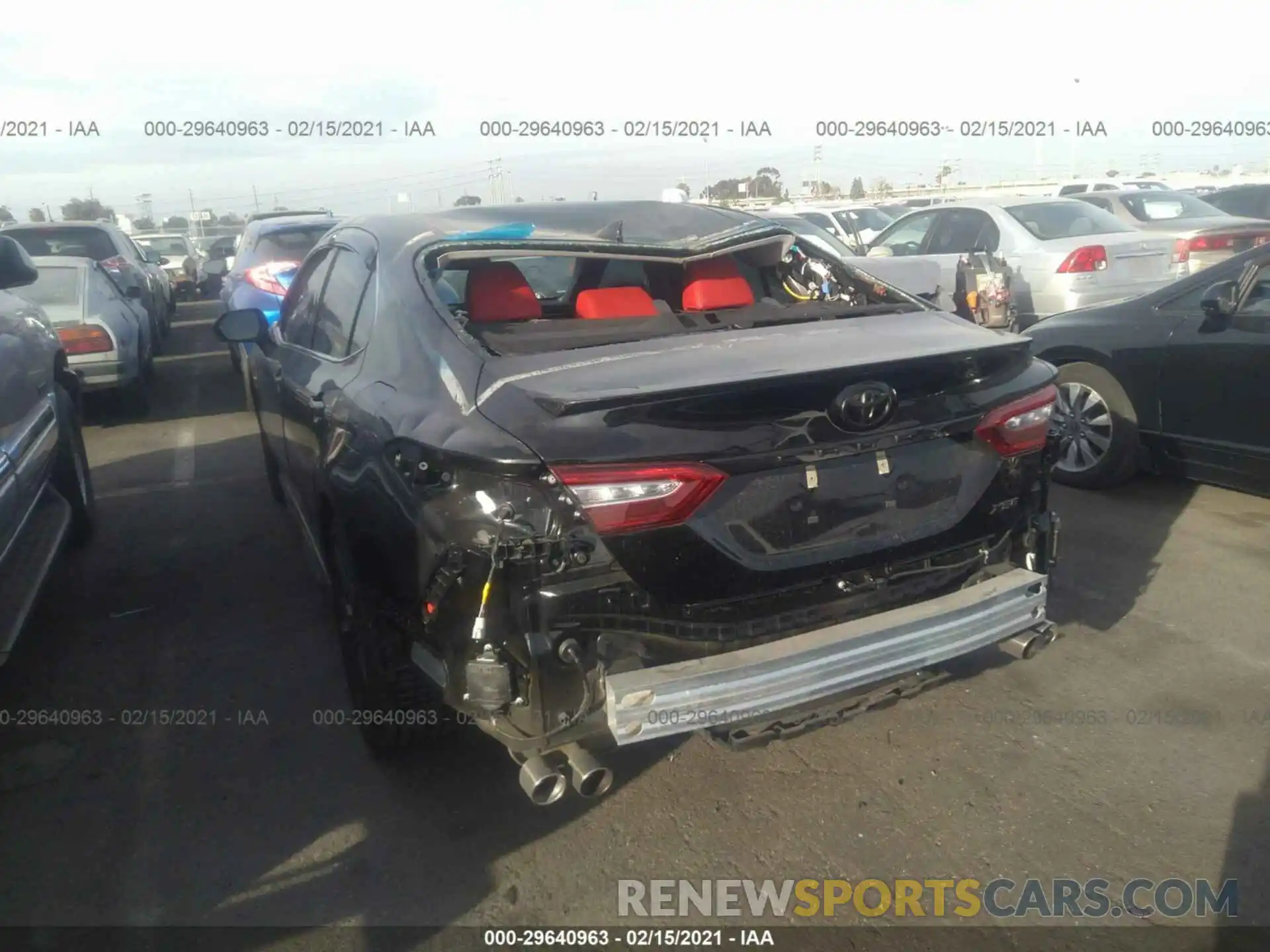 6 Photograph of a damaged car 4T1K61AK2LU947305 TOYOTA CAMRY 2020