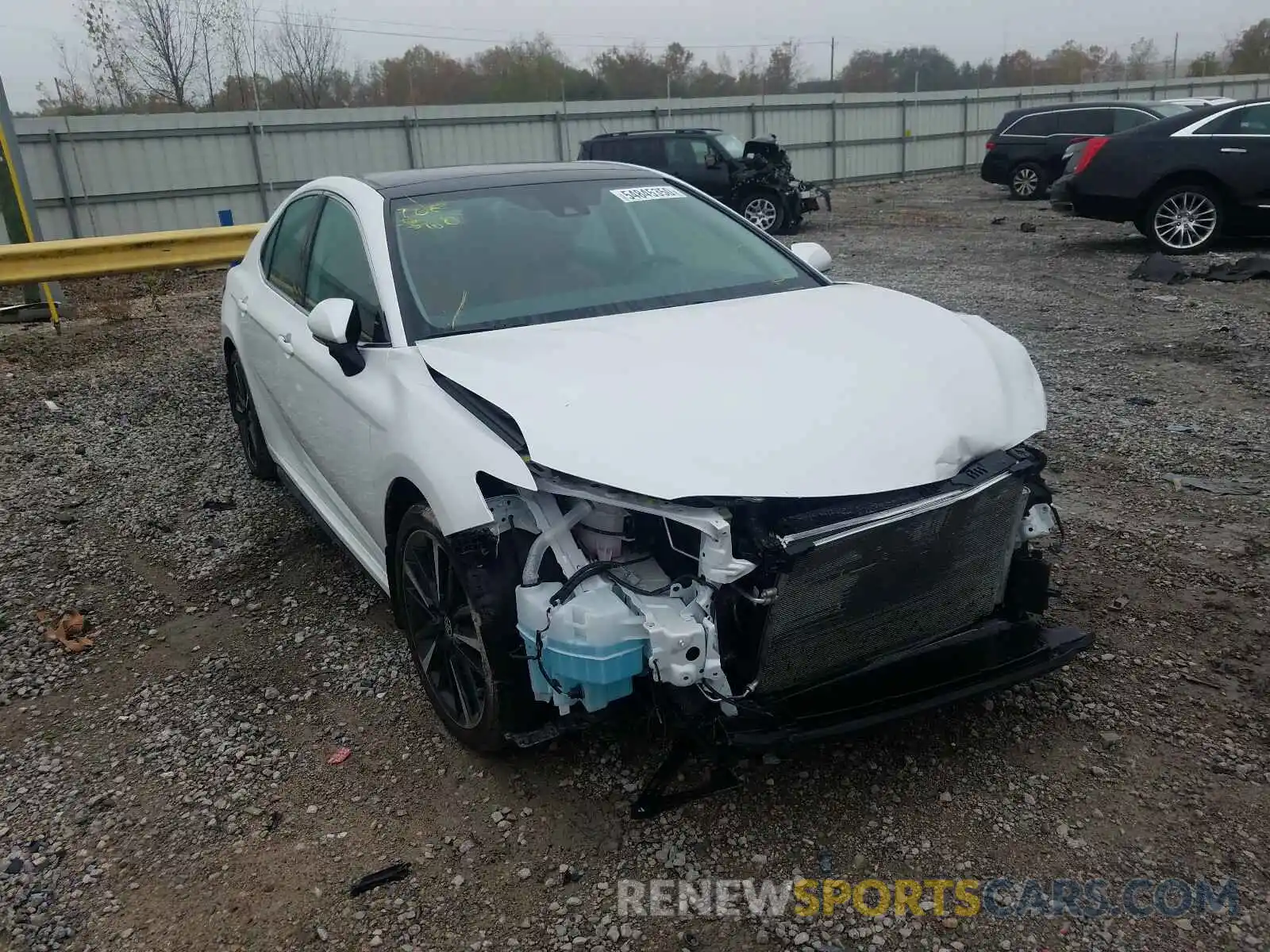 1 Photograph of a damaged car 4T1K61AK2LU971104 TOYOTA CAMRY 2020