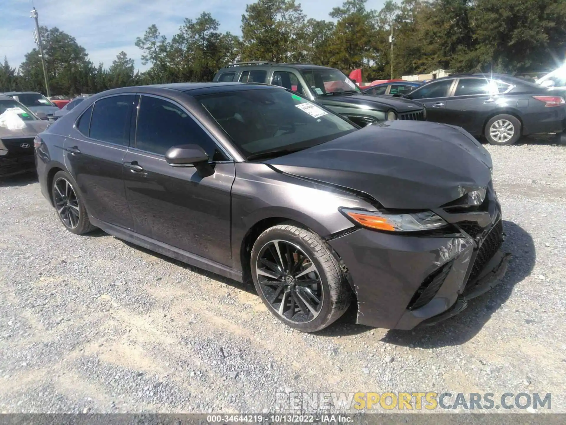 1 Photograph of a damaged car 4T1K61AK2LU982751 TOYOTA CAMRY 2020