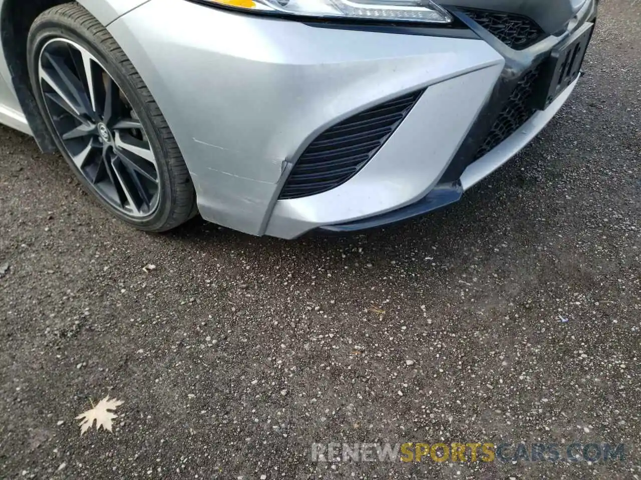 9 Photograph of a damaged car 4T1K61AK3LU302016 TOYOTA CAMRY 2020