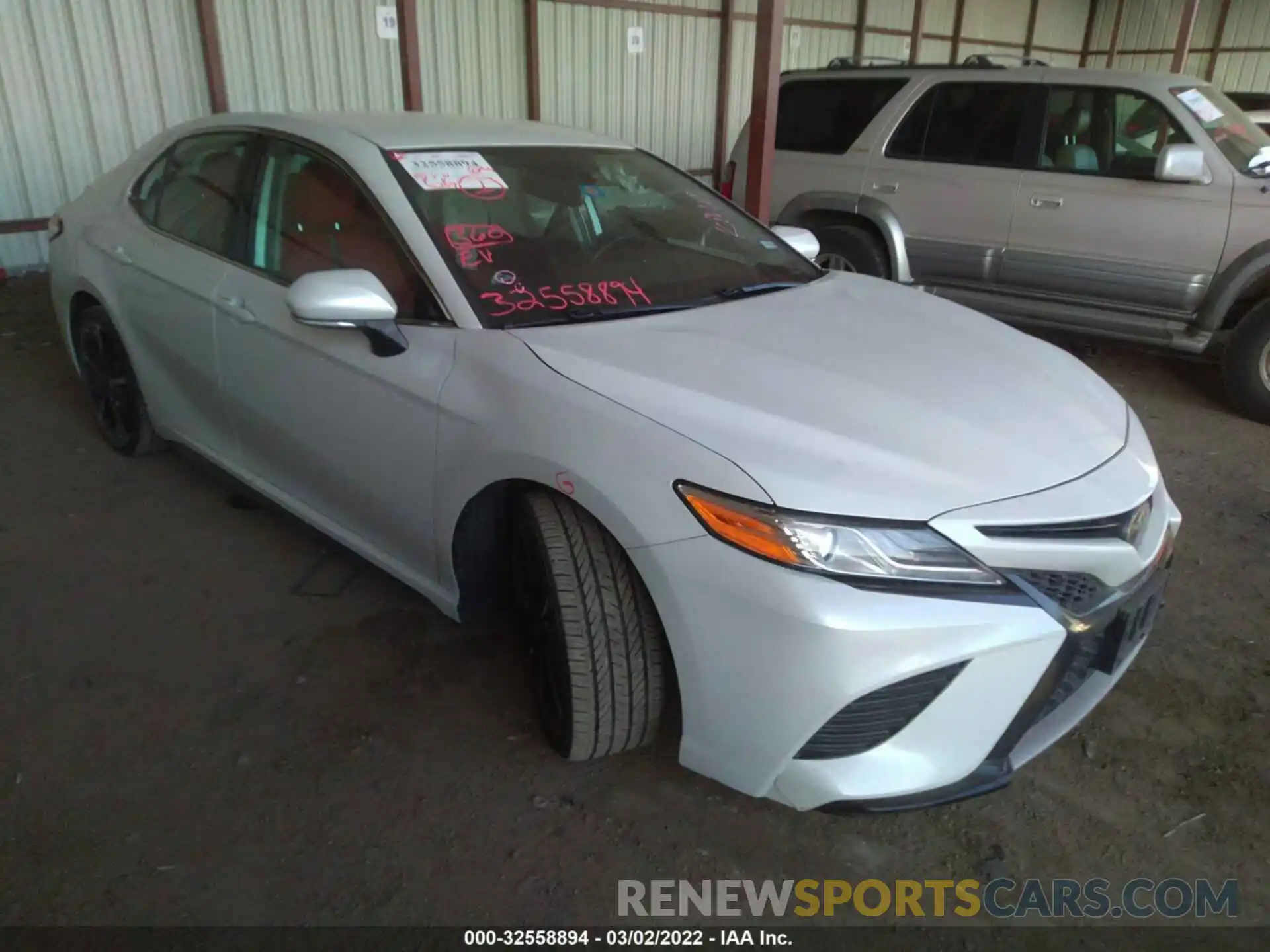 1 Photograph of a damaged car 4T1K61AK3LU314778 TOYOTA CAMRY 2020