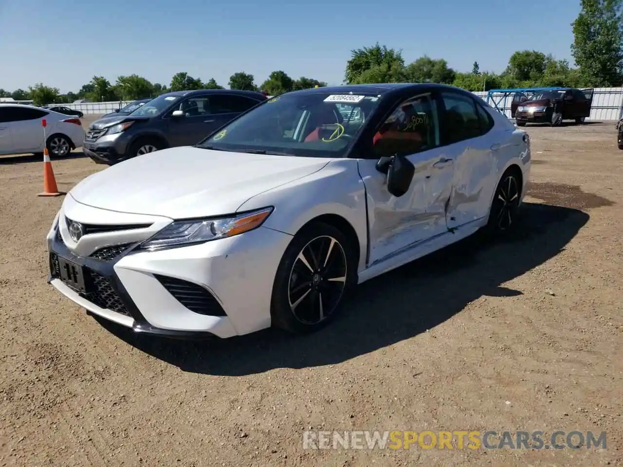 2 Photograph of a damaged car 4T1K61AK3LU315946 TOYOTA CAMRY 2020