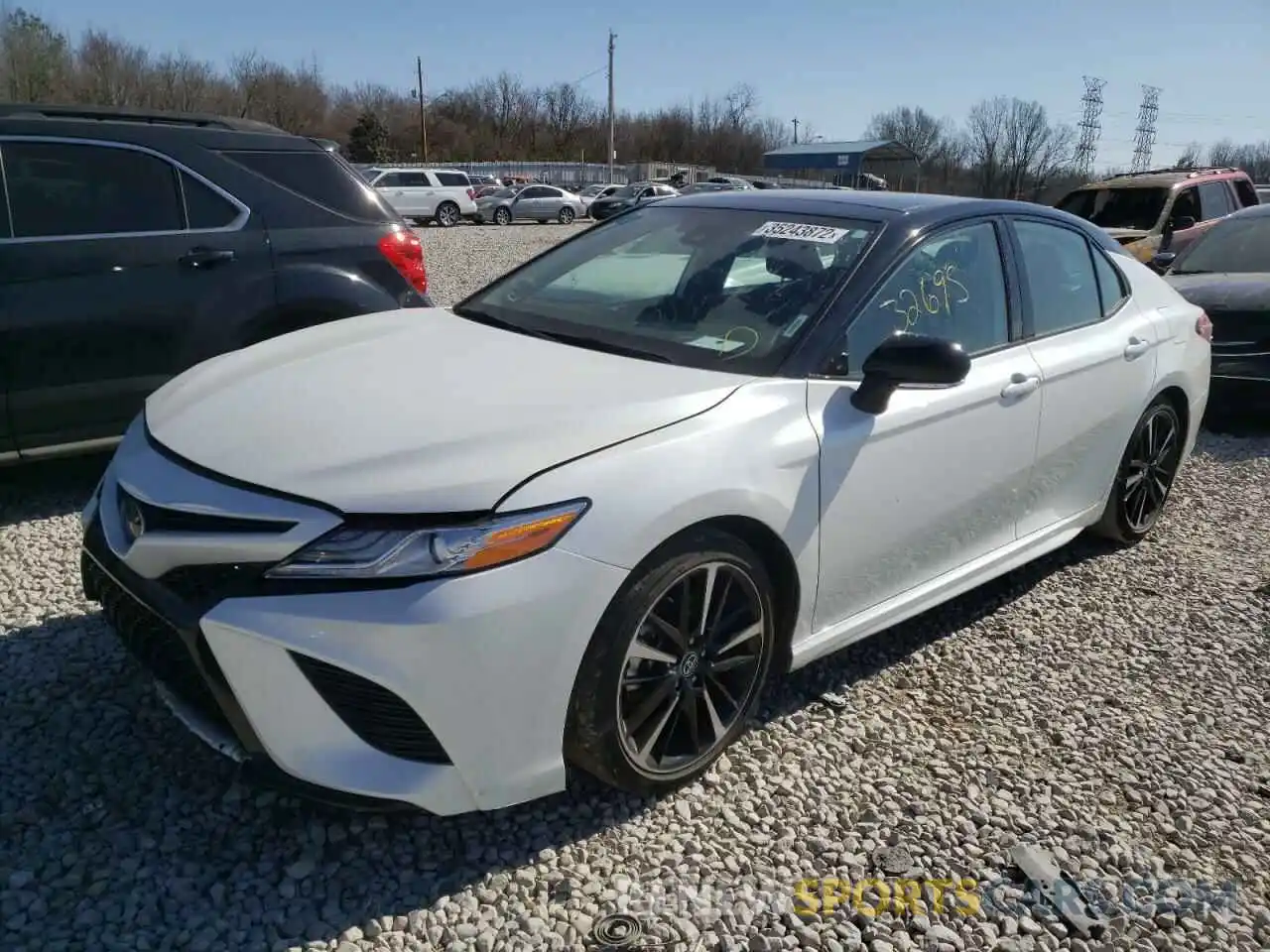 2 Photograph of a damaged car 4T1K61AK3LU322735 TOYOTA CAMRY 2020