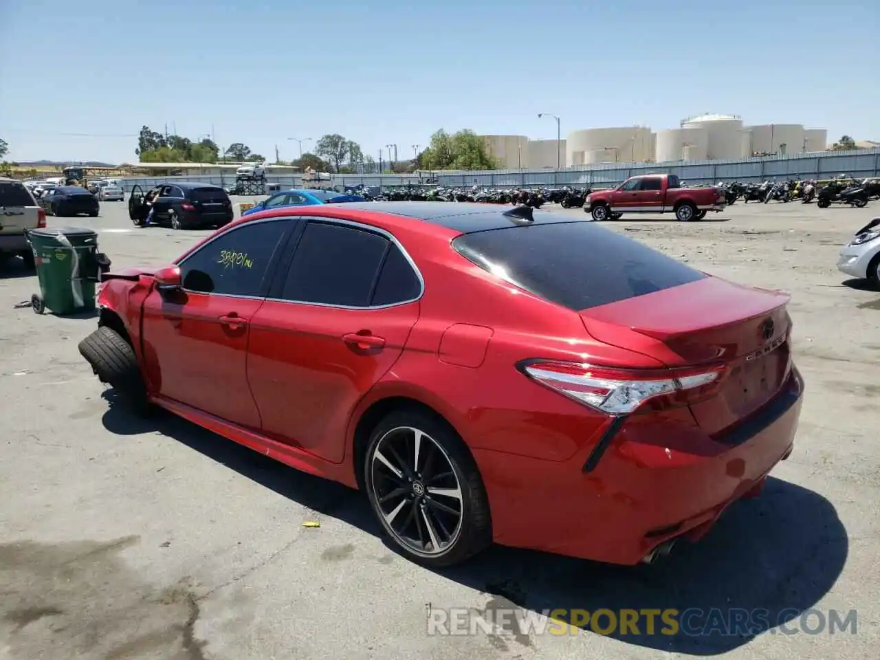 3 Photograph of a damaged car 4T1K61AK3LU359610 TOYOTA CAMRY 2020