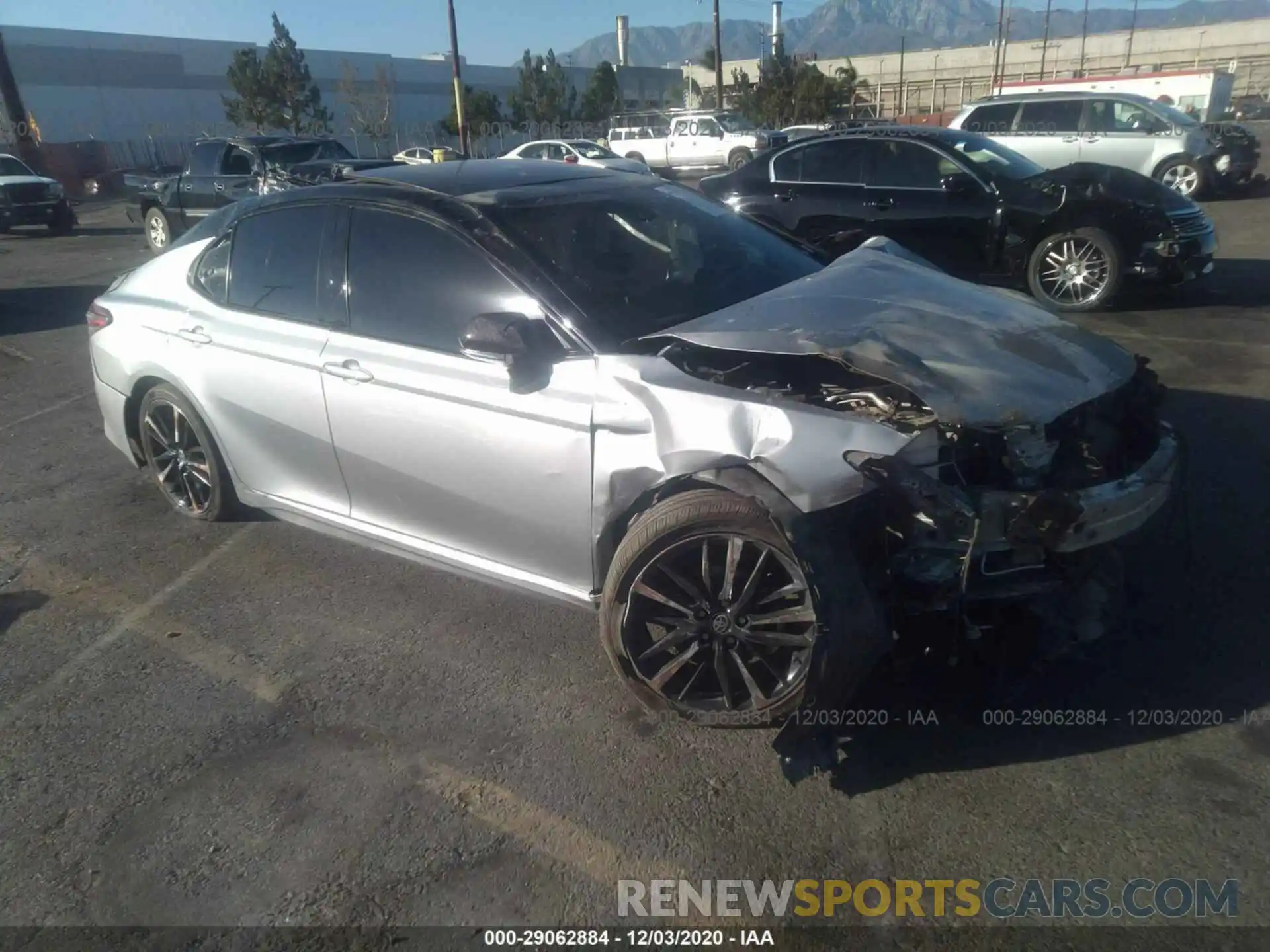 1 Photograph of a damaged car 4T1K61AK3LU363446 TOYOTA CAMRY 2020