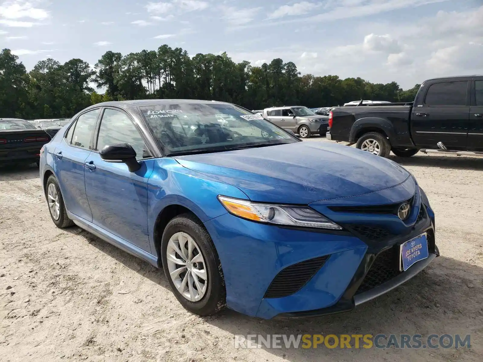 1 Photograph of a damaged car 4T1K61AK3LU378934 TOYOTA CAMRY 2020