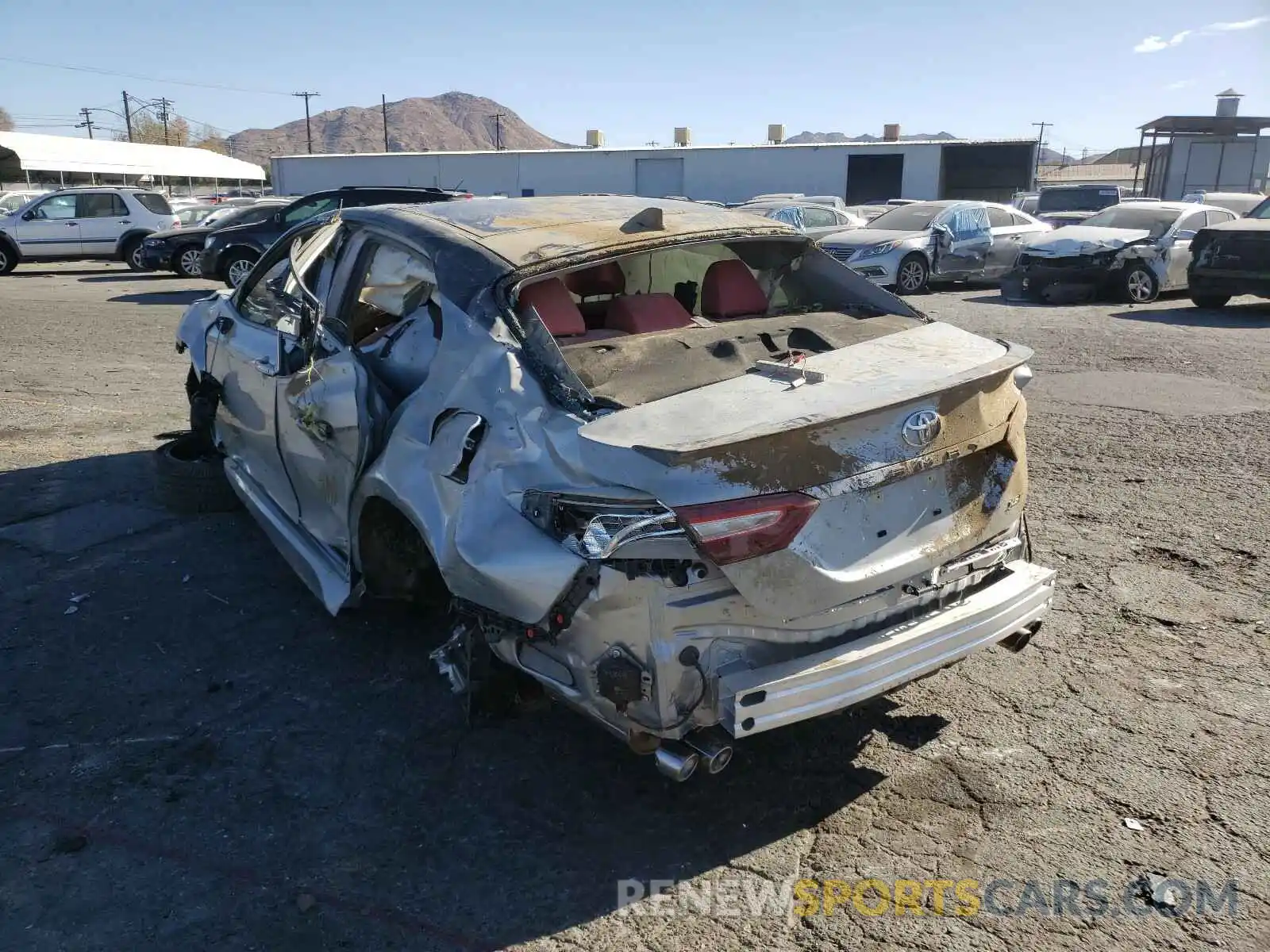 3 Фотография поврежденного автомобиля 4T1K61AK3LU386693 TOYOTA CAMRY 2020