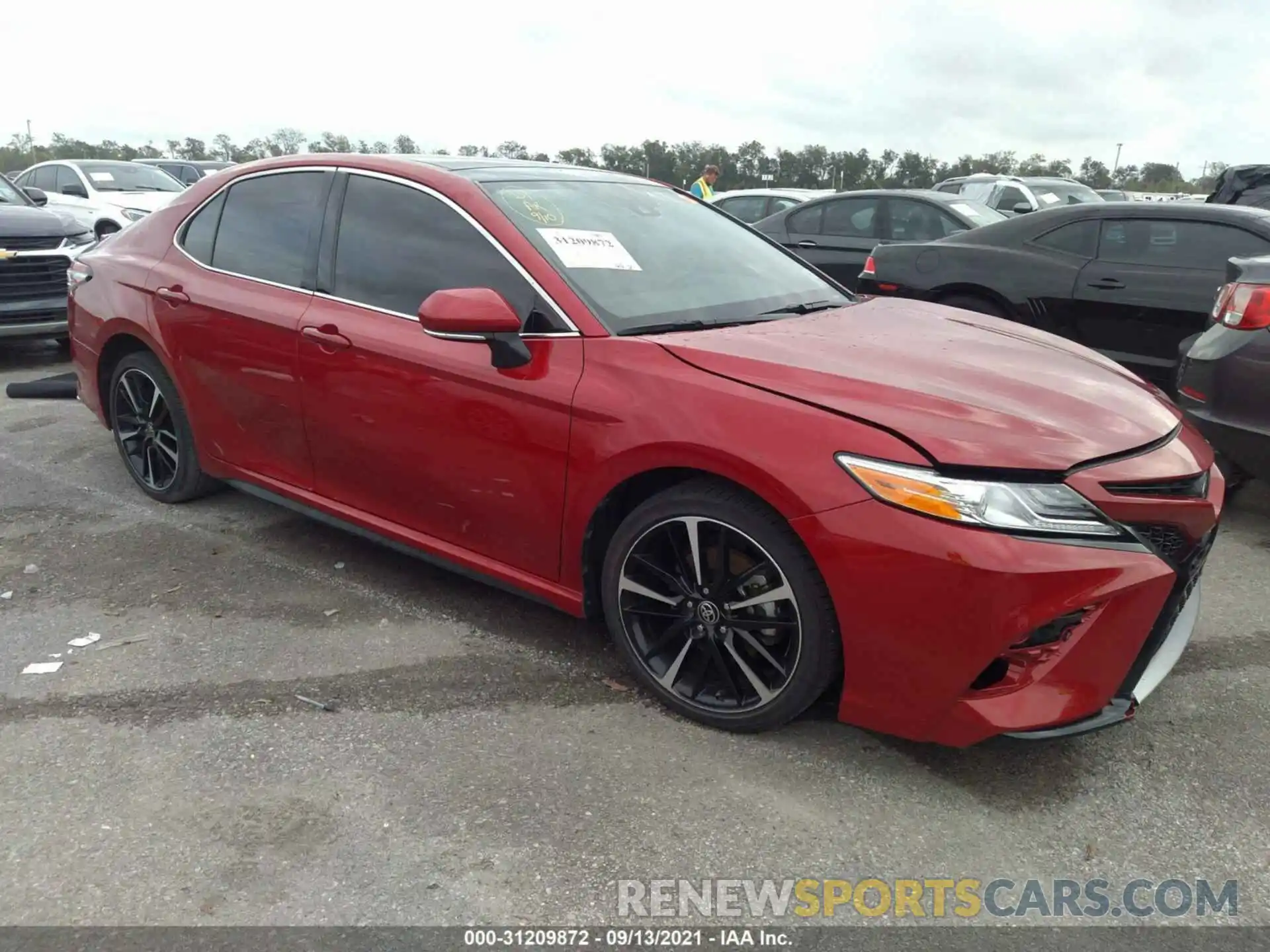 1 Photograph of a damaged car 4T1K61AK3LU395393 TOYOTA CAMRY 2020