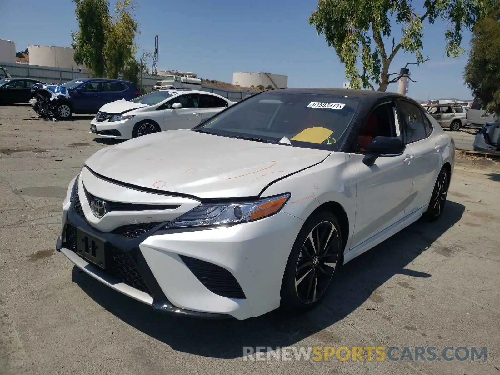 2 Photograph of a damaged car 4T1K61AK3LU397371 TOYOTA CAMRY 2020