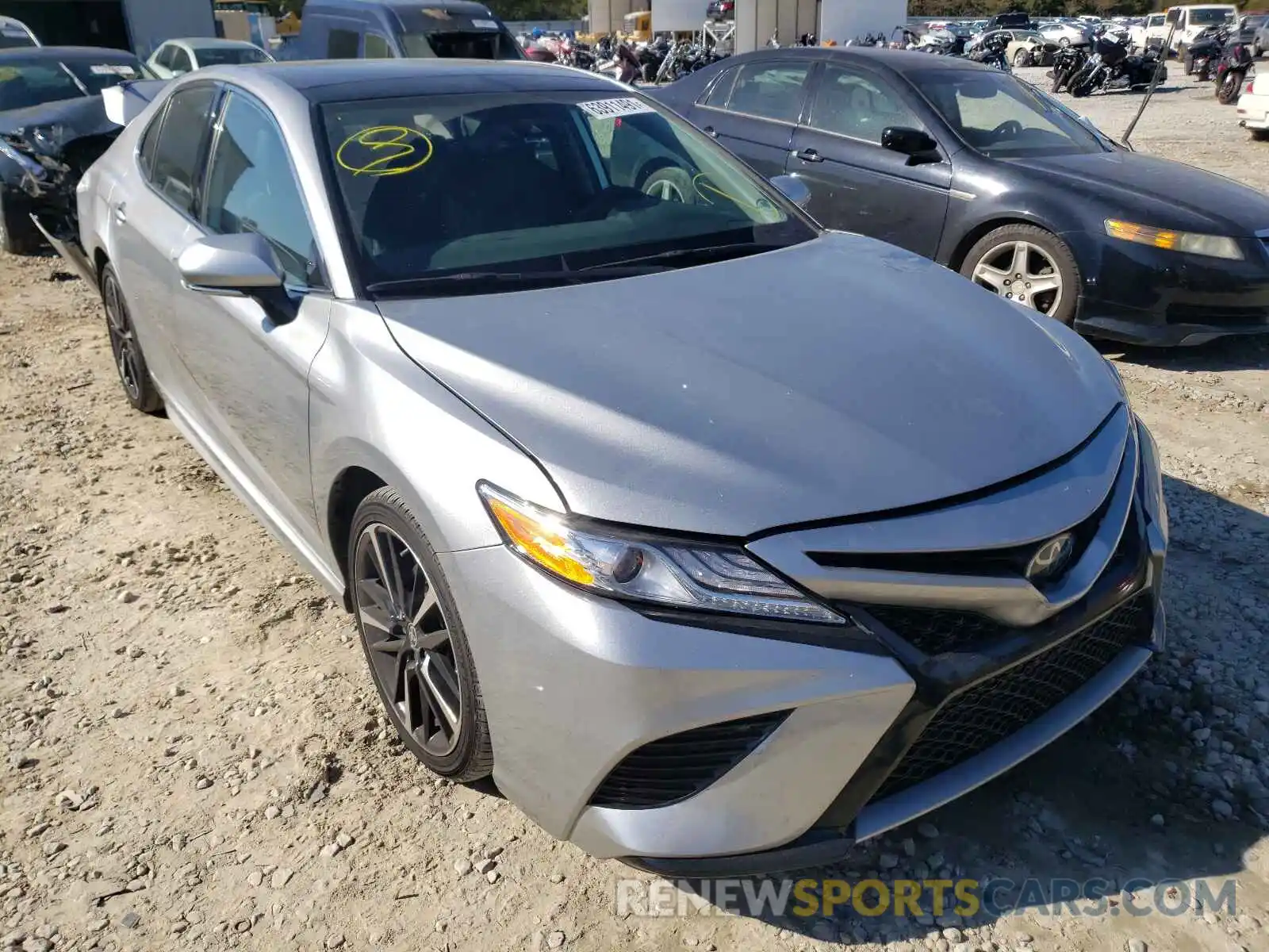 1 Photograph of a damaged car 4T1K61AK3LU504774 TOYOTA CAMRY 2020