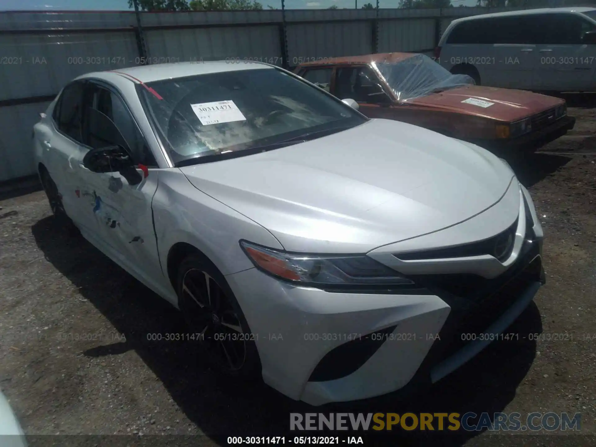 1 Photograph of a damaged car 4T1K61AK3LU871092 TOYOTA CAMRY 2020