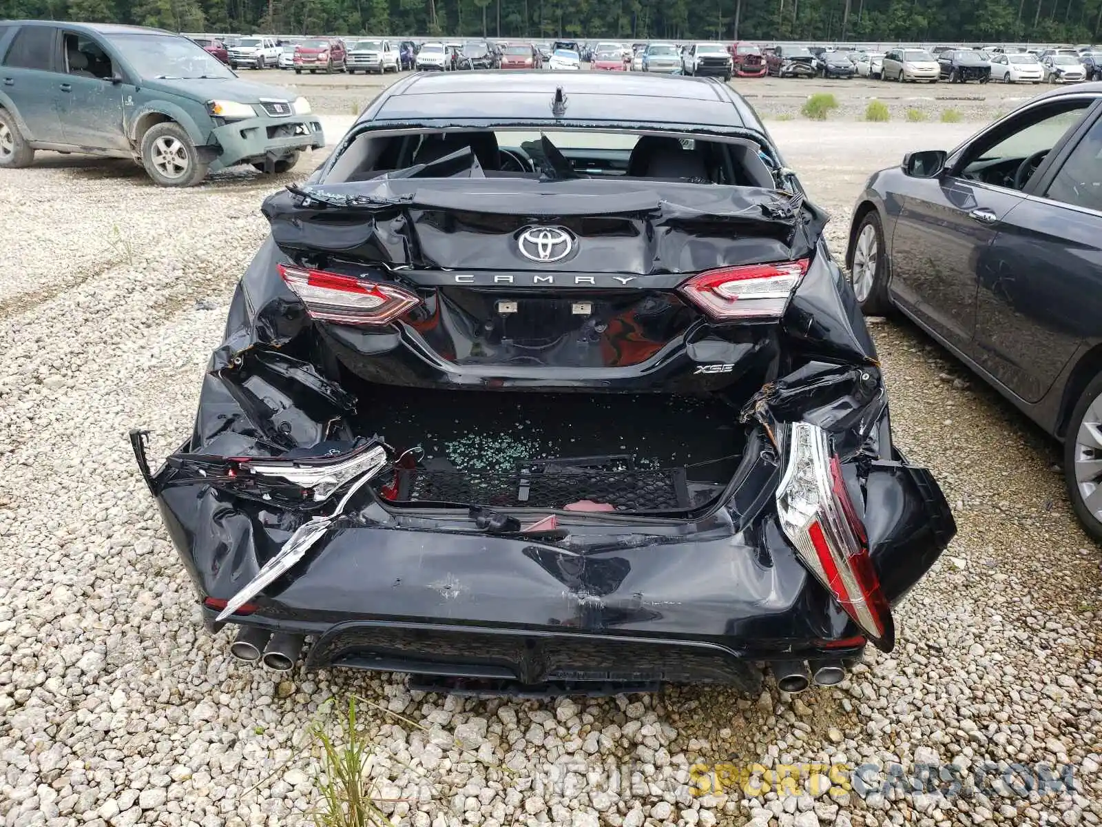 9 Photograph of a damaged car 4T1K61AK3LU921456 TOYOTA CAMRY 2020