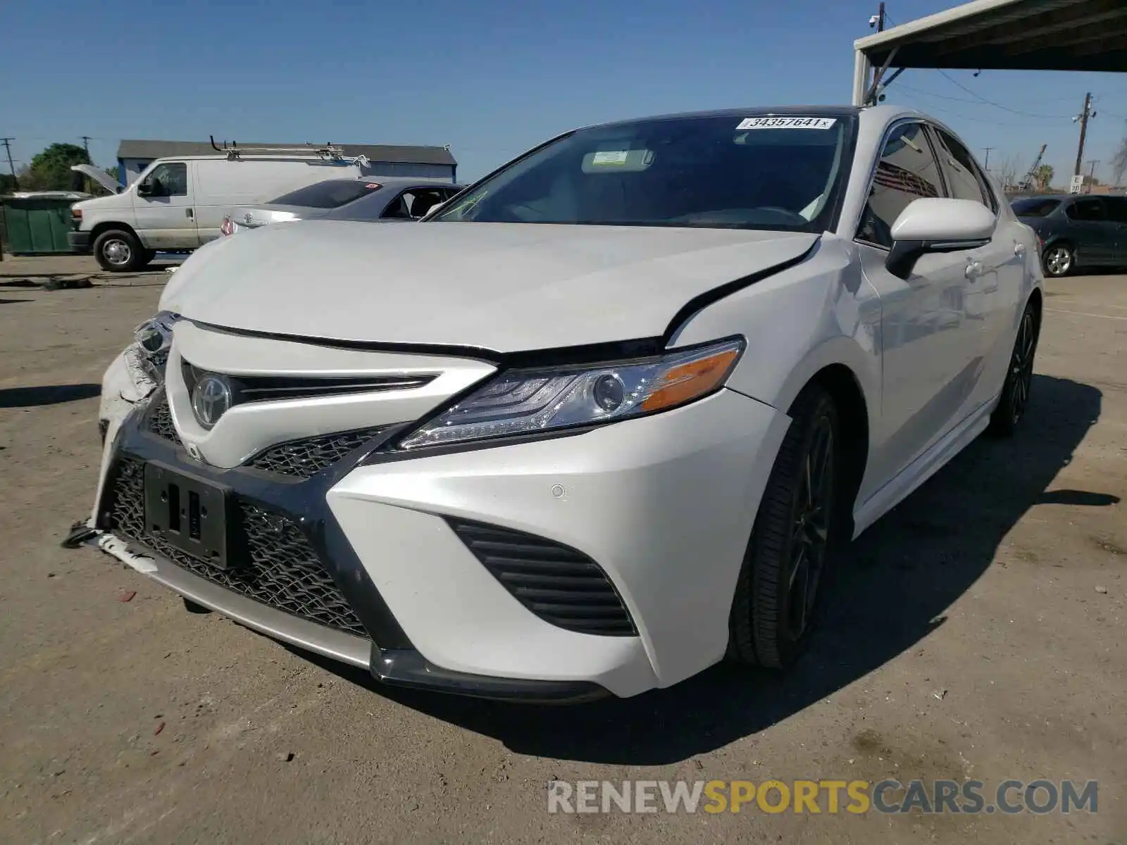 2 Photograph of a damaged car 4T1K61AK3LU972715 TOYOTA CAMRY 2020