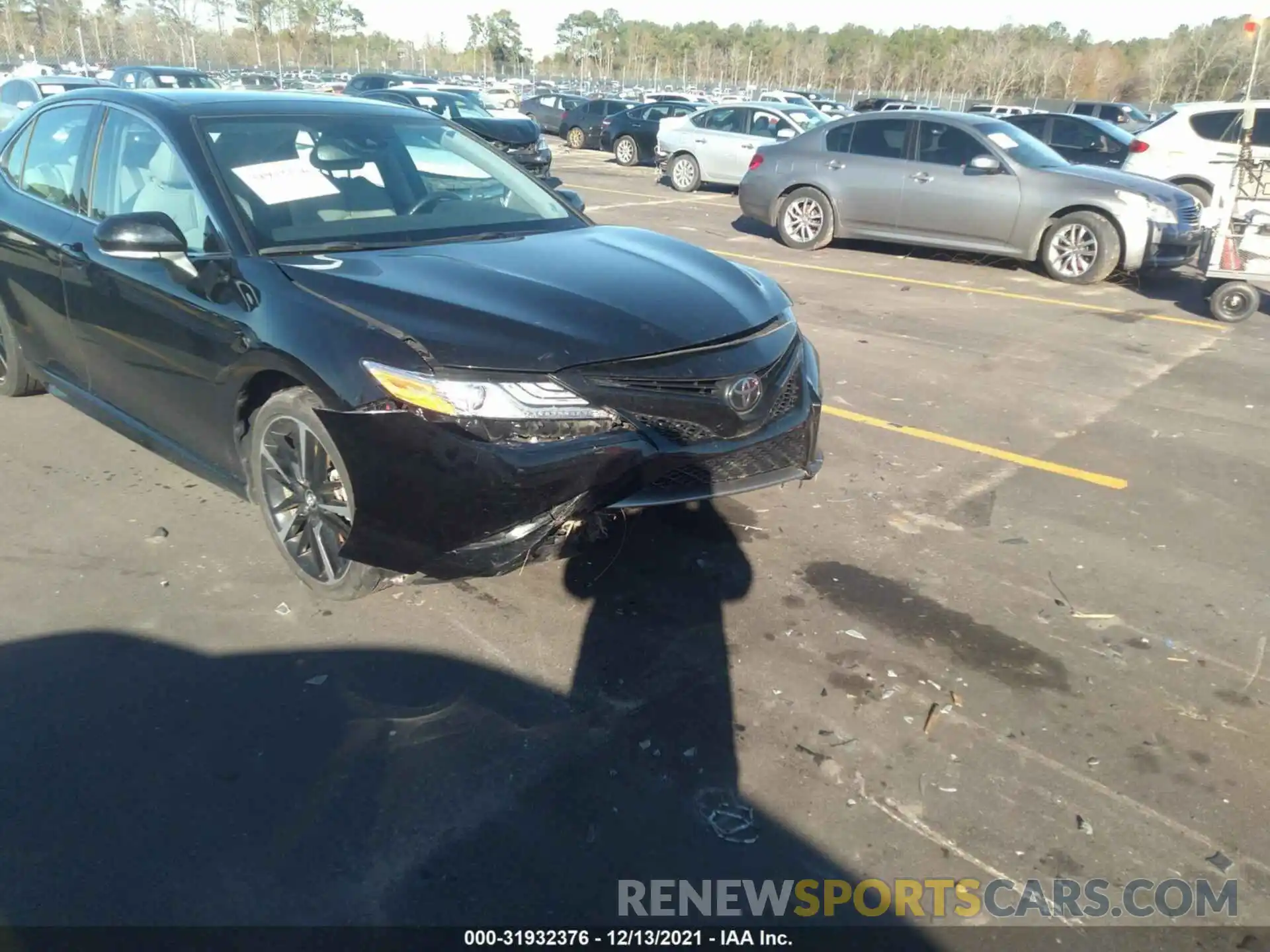 6 Photograph of a damaged car 4T1K61AK4LU314188 TOYOTA CAMRY 2020