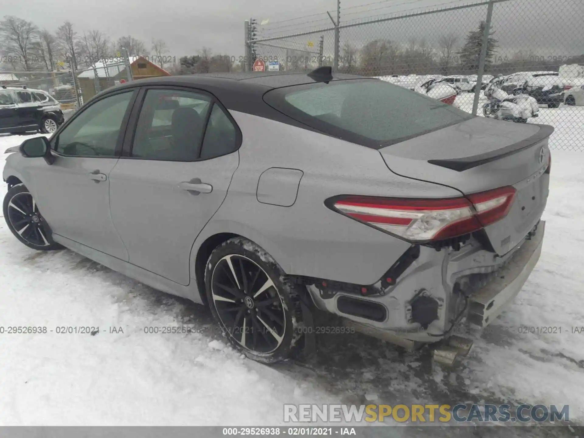 3 Photograph of a damaged car 4T1K61AK4LU324977 TOYOTA CAMRY 2020