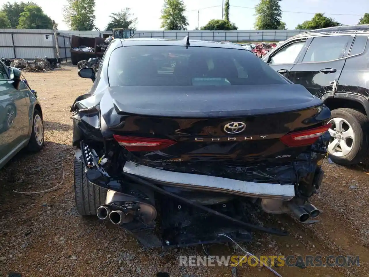 9 Photograph of a damaged car 4T1K61AK4LU328446 TOYOTA CAMRY 2020