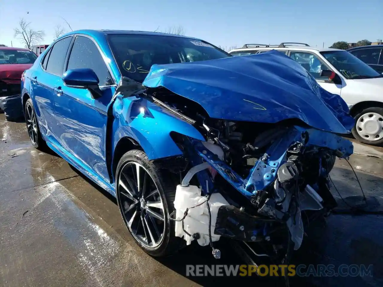 1 Photograph of a damaged car 4T1K61AK4LU351841 TOYOTA CAMRY 2020