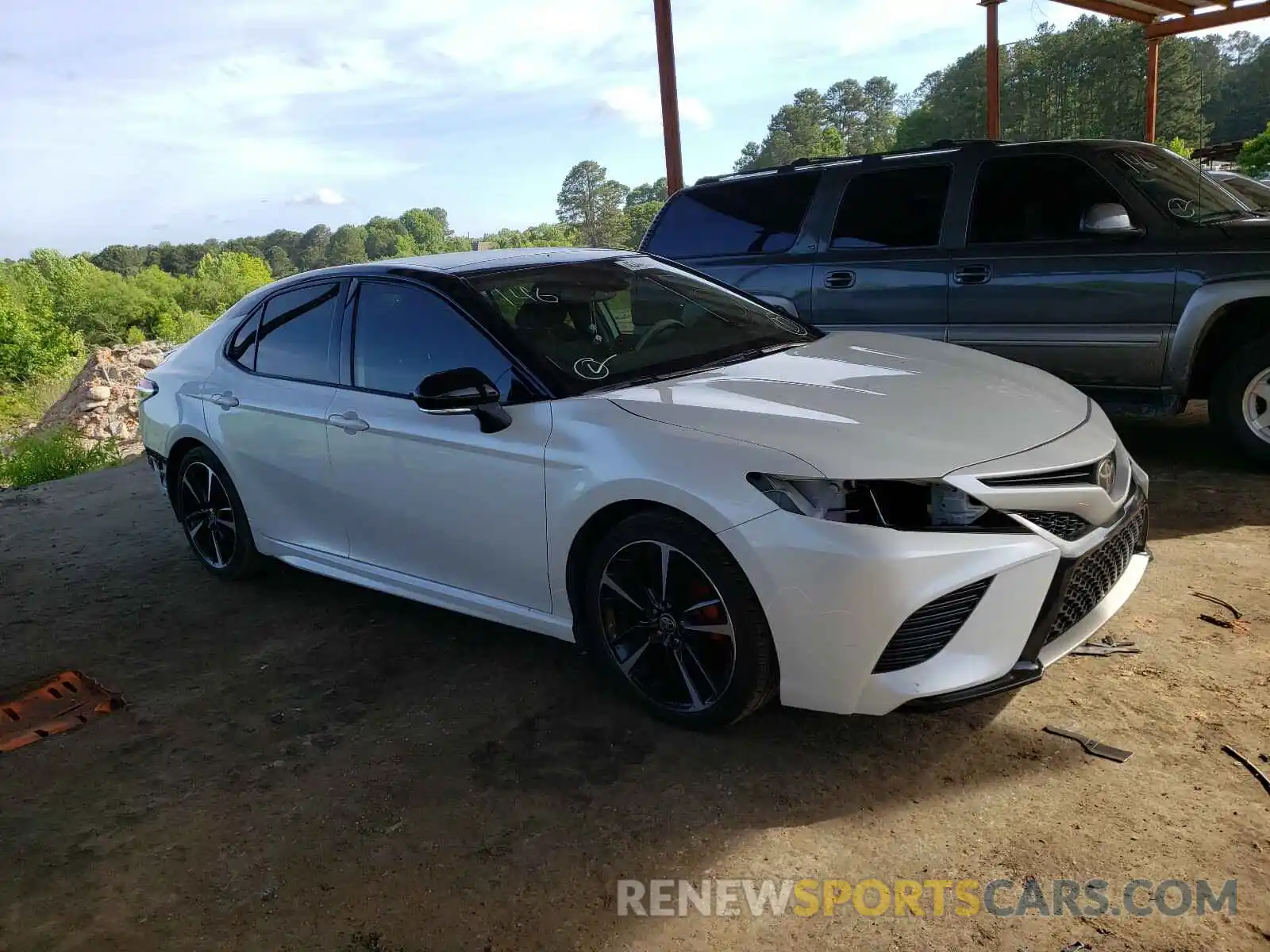 1 Photograph of a damaged car 4T1K61AK4LU362354 TOYOTA CAMRY 2020