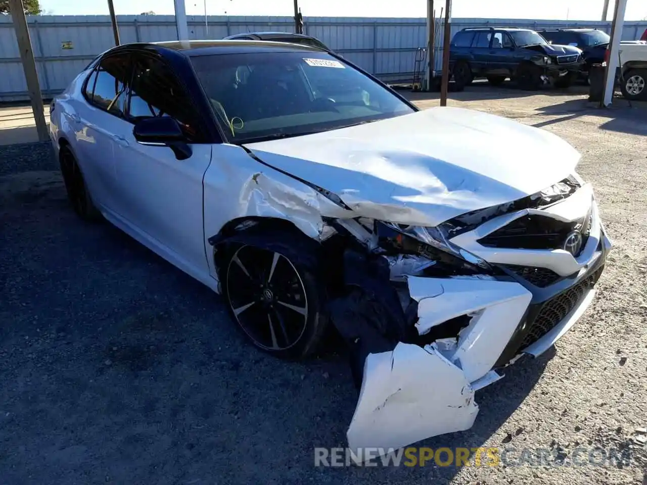 1 Photograph of a damaged car 4T1K61AK4LU366968 TOYOTA CAMRY 2020