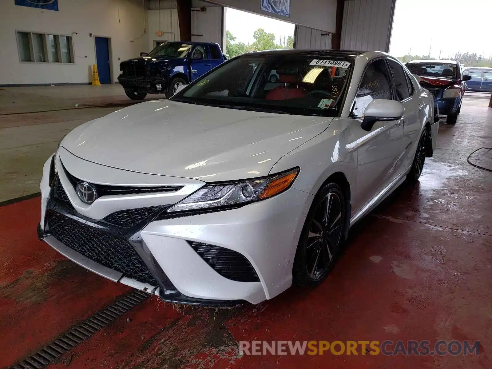 2 Photograph of a damaged car 4T1K61AK4LU372706 TOYOTA CAMRY 2020