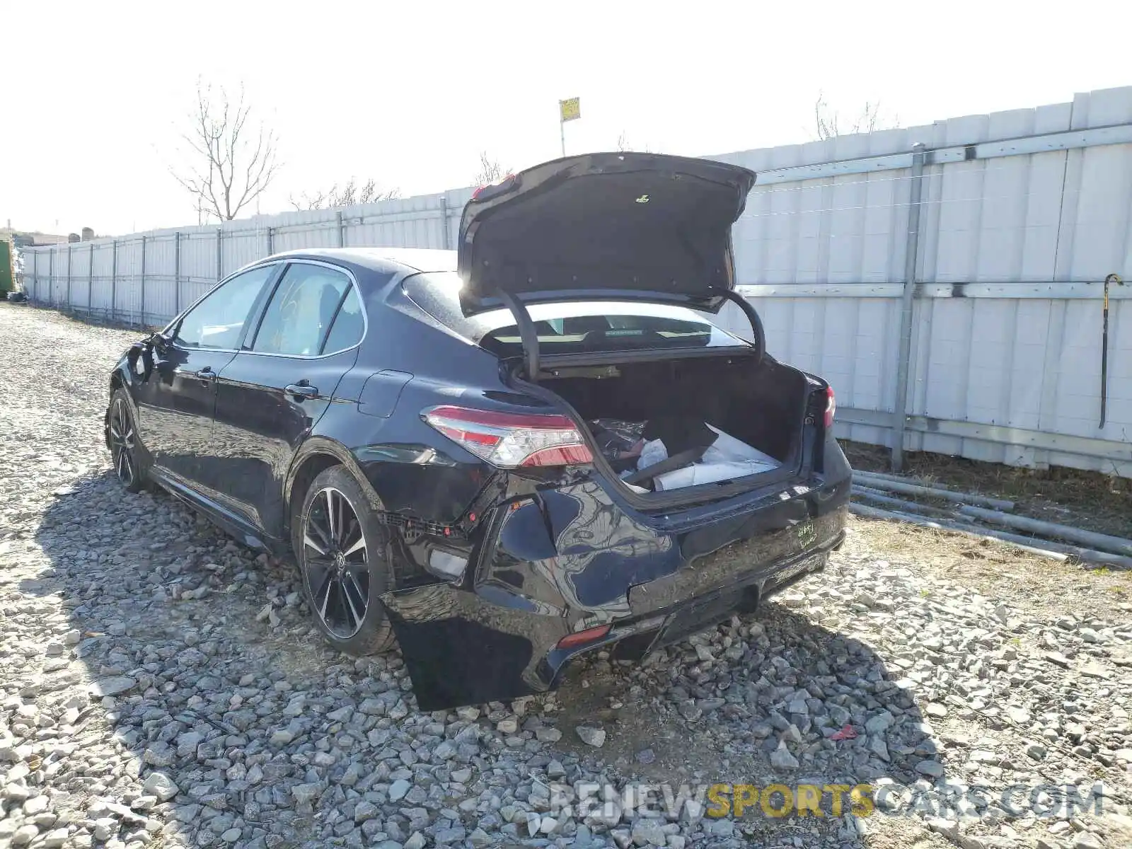 3 Photograph of a damaged car 4T1K61AK4LU381213 TOYOTA CAMRY 2020