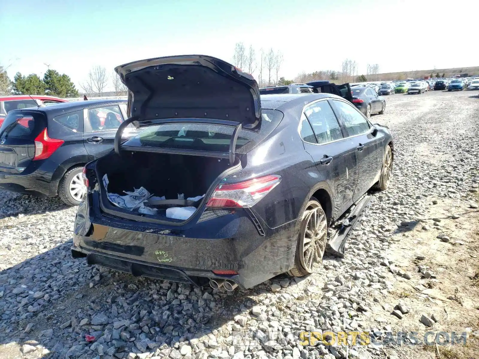 4 Photograph of a damaged car 4T1K61AK4LU381213 TOYOTA CAMRY 2020