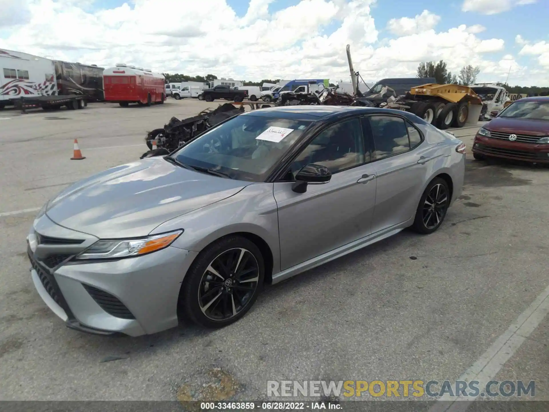 2 Photograph of a damaged car 4T1K61AK4LU384791 TOYOTA CAMRY 2020