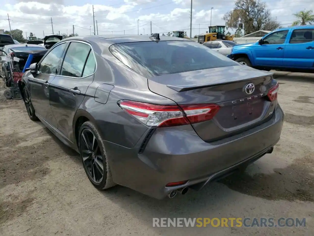 3 Photograph of a damaged car 4T1K61AK4LU400486 TOYOTA CAMRY 2020