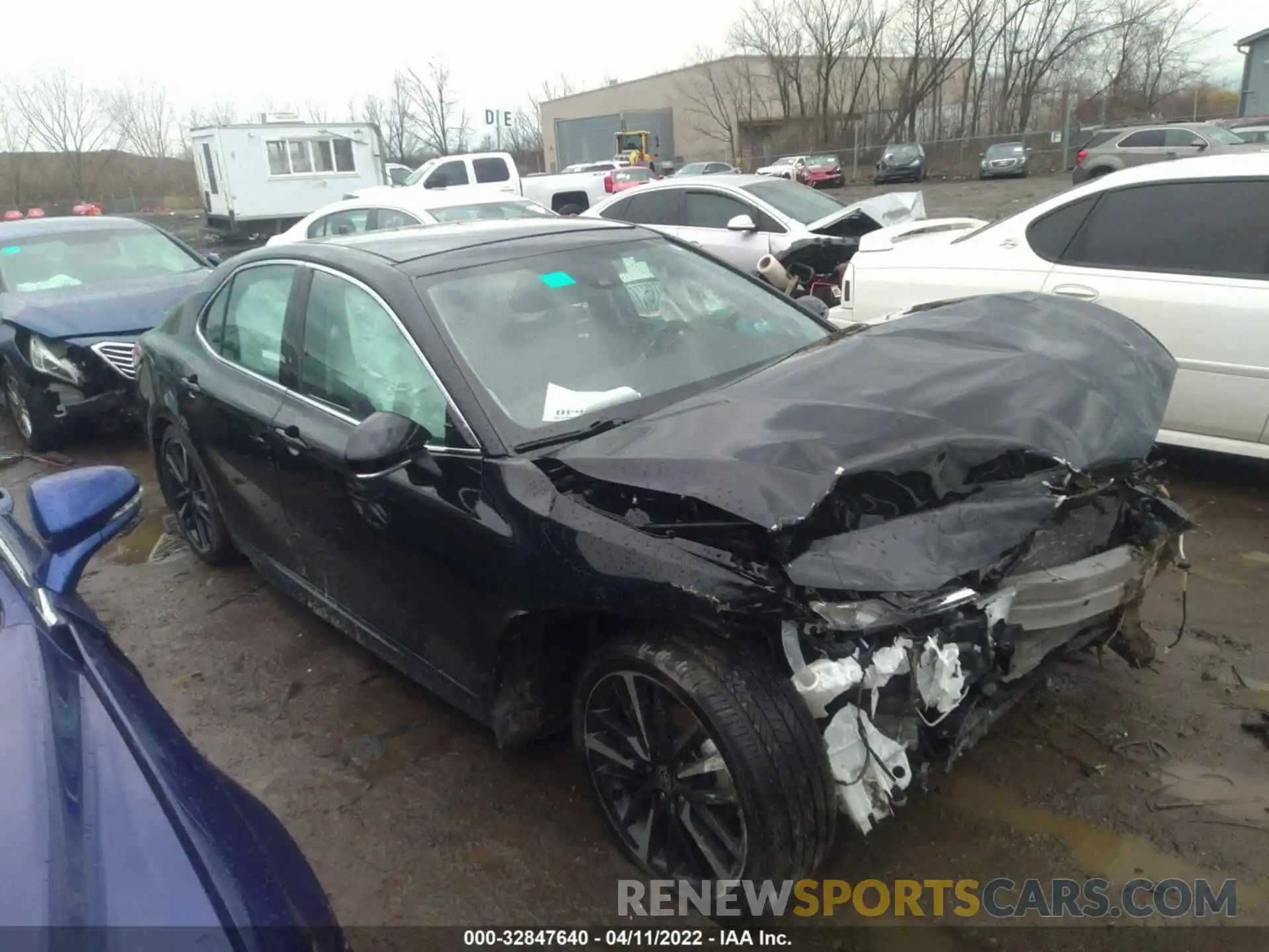 1 Photograph of a damaged car 4T1K61AK4LU503455 TOYOTA CAMRY 2020